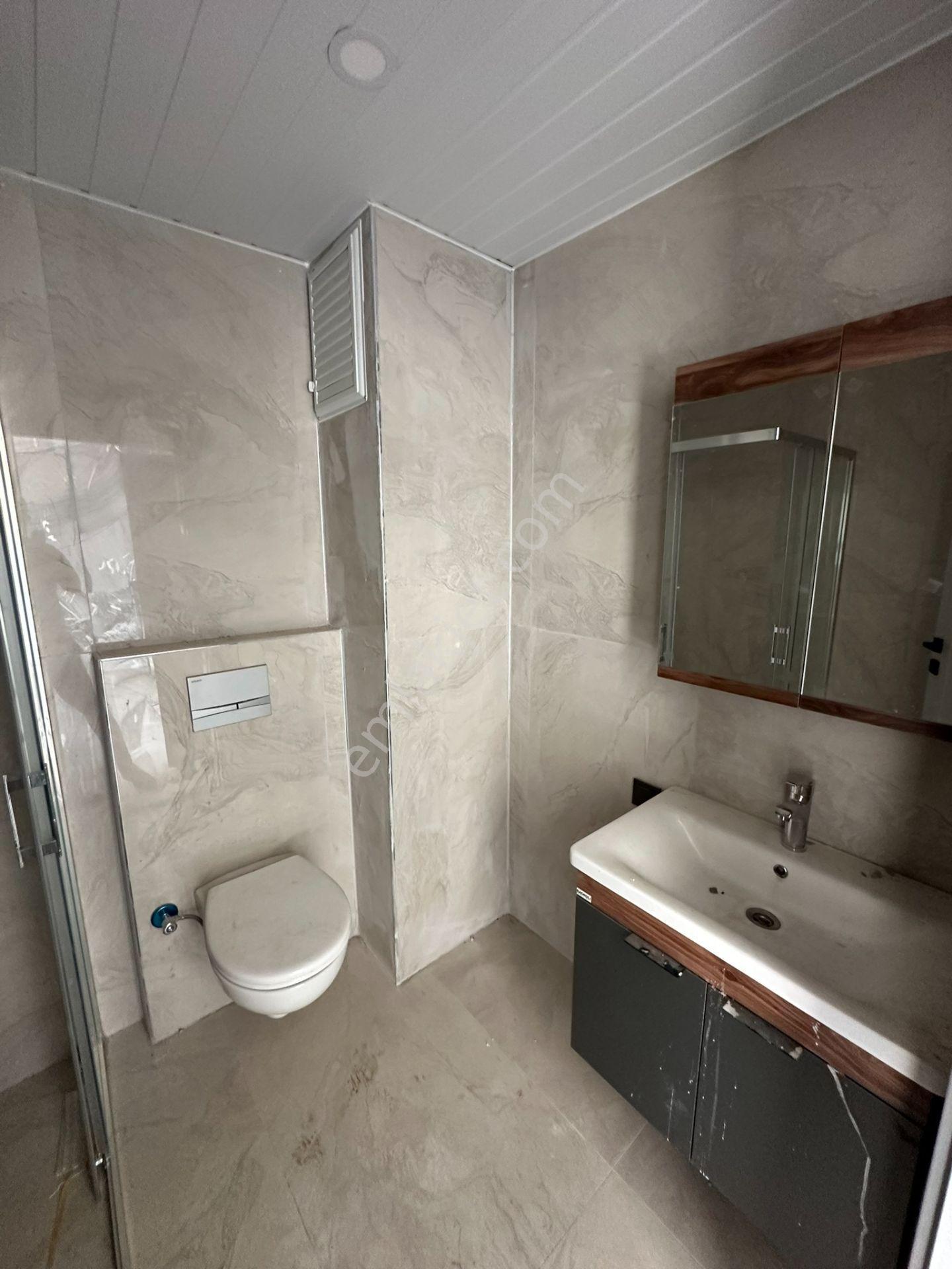 Full Aktiviteli Lüx Site İçerisinde 1+1 Sıfır Daire - Görsel 9