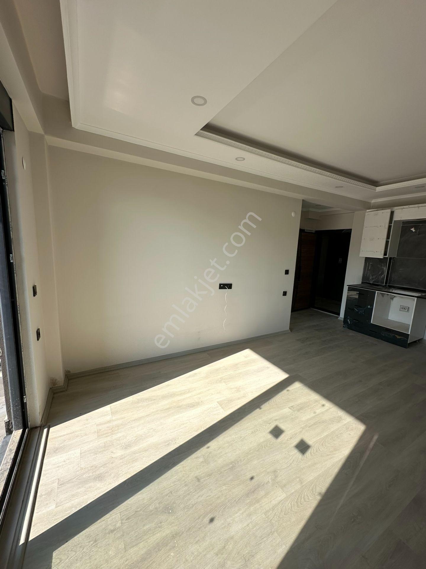 Full Aktiviteli Lüx Site İçerisinde 1+1 Sıfır Daire - Görsel 4
