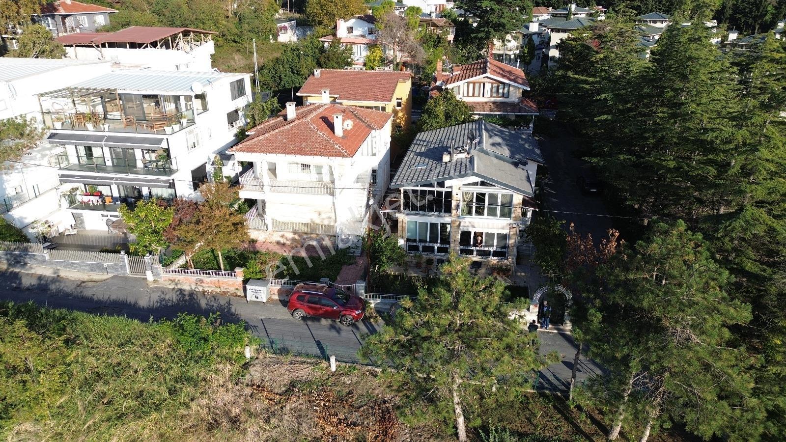 Büyükçekmece De 4+2 Satılık Villa Denize Sıfır Asansörlü - Görsel 11
