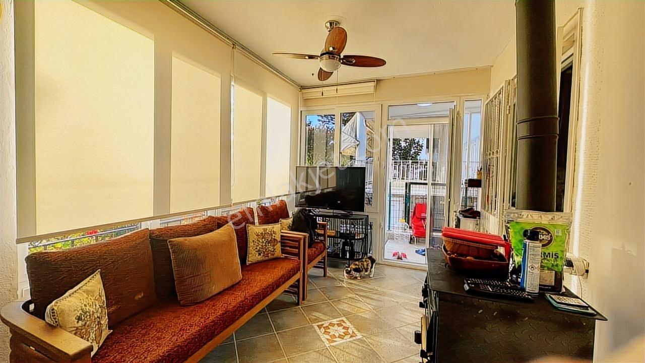 Büyükçekmece De 4+2 Satılık Villa Denize Sıfır Asansörlü - Görsel 15