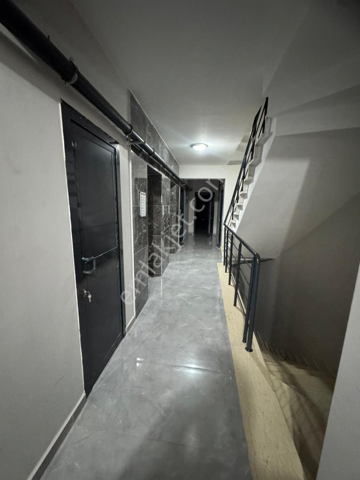 Tuğra'dan Kervancı Koru 4 Te Satılık 1+1 Havuzlu Site İçi Daire - Görsel 17