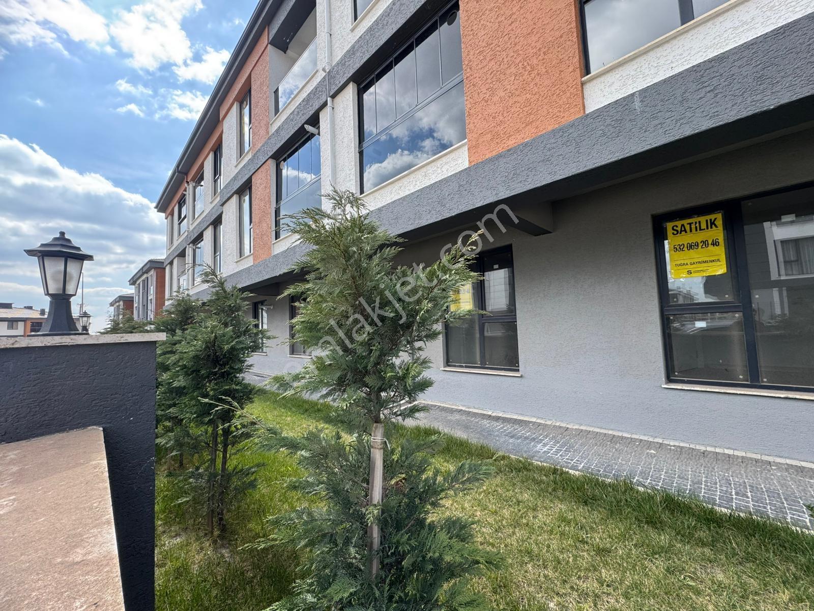 Tuğra'dan Kervancı Koru 4 Te Satılık 1+1 Havuzlu Site İçi Daire - Görsel 29