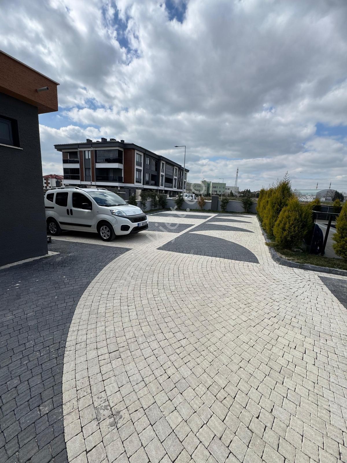 Tuğra'dan Kervancı Koru 4 Te Satılık 1+1 Havuzlu Site İçi Daire - Görsel 4