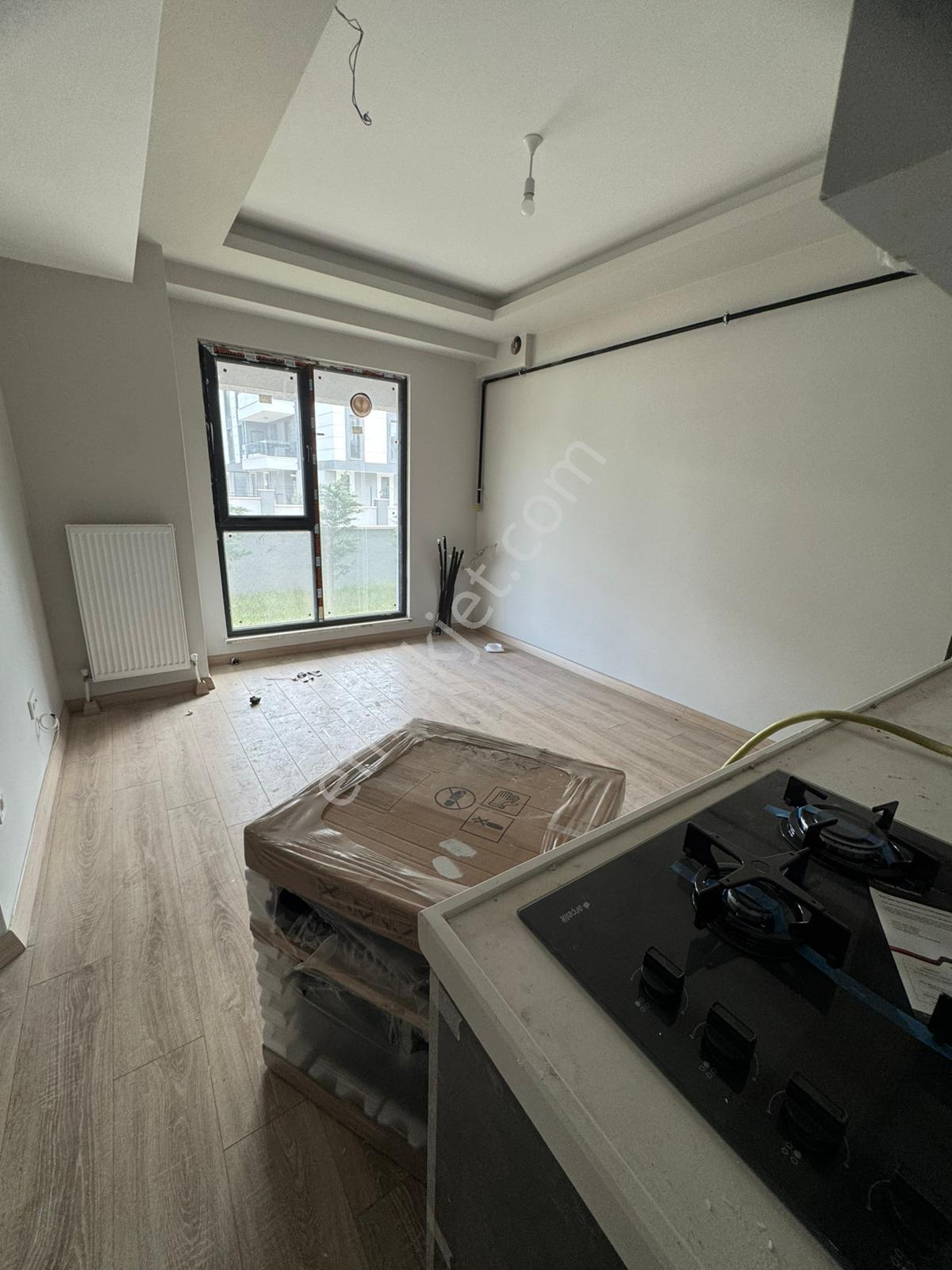 Tuğra'dan Kervancı Koru 4 Te Satılık 1+1 Havuzlu Site İçi Daire - Görsel 12