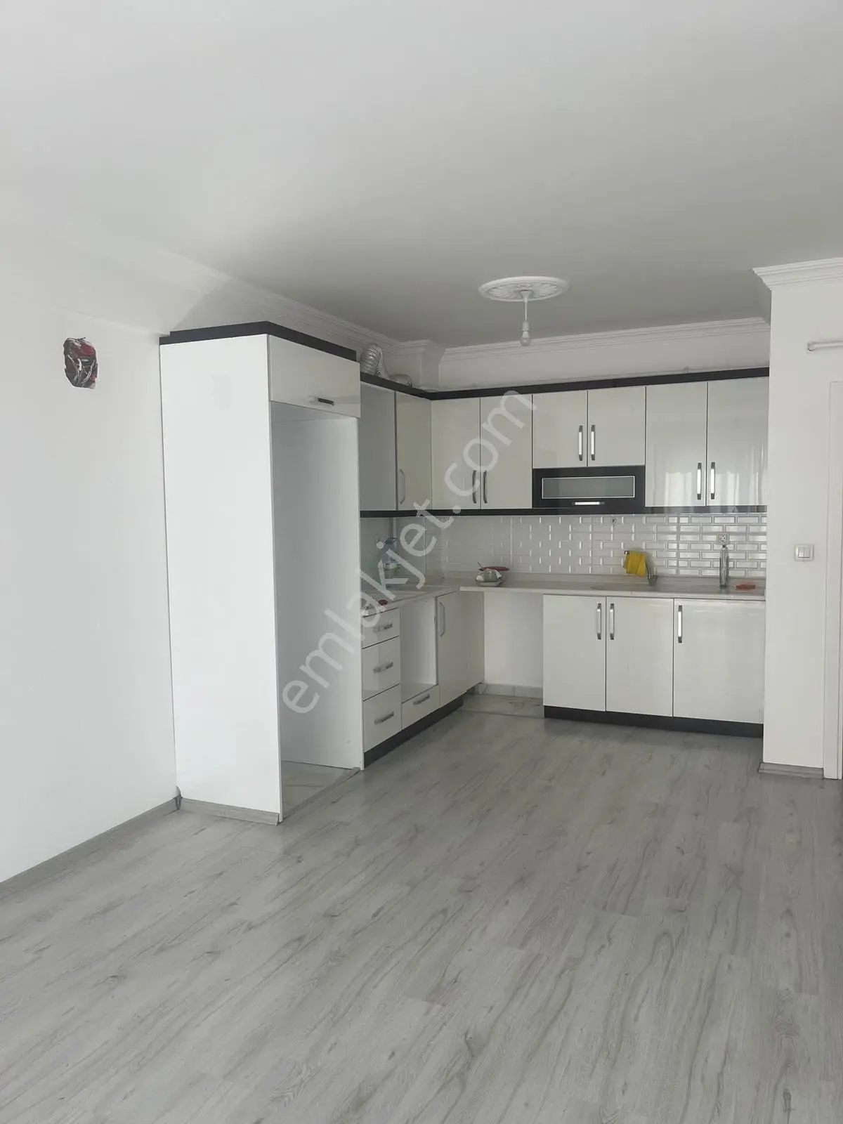 Adalet Gold Group Emlak'tan Kaçırılmayacak Fırsat. Bağlar Mahallesi'nde Satılık 3+1 Daire - Görsel 6