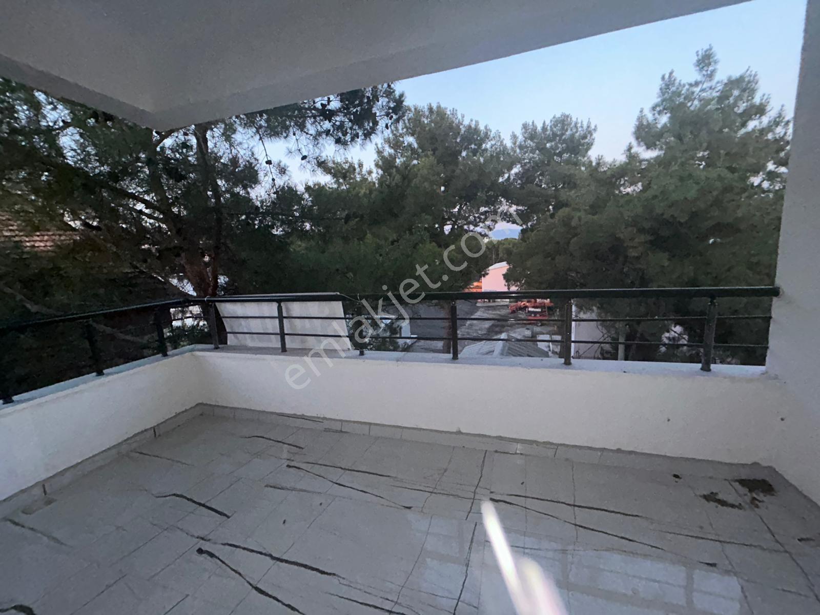 Sıla Gayrimenkulden Sıfır3+1 Merkezi Konum Fore Kazık Yapım Bina - Görsel 25
