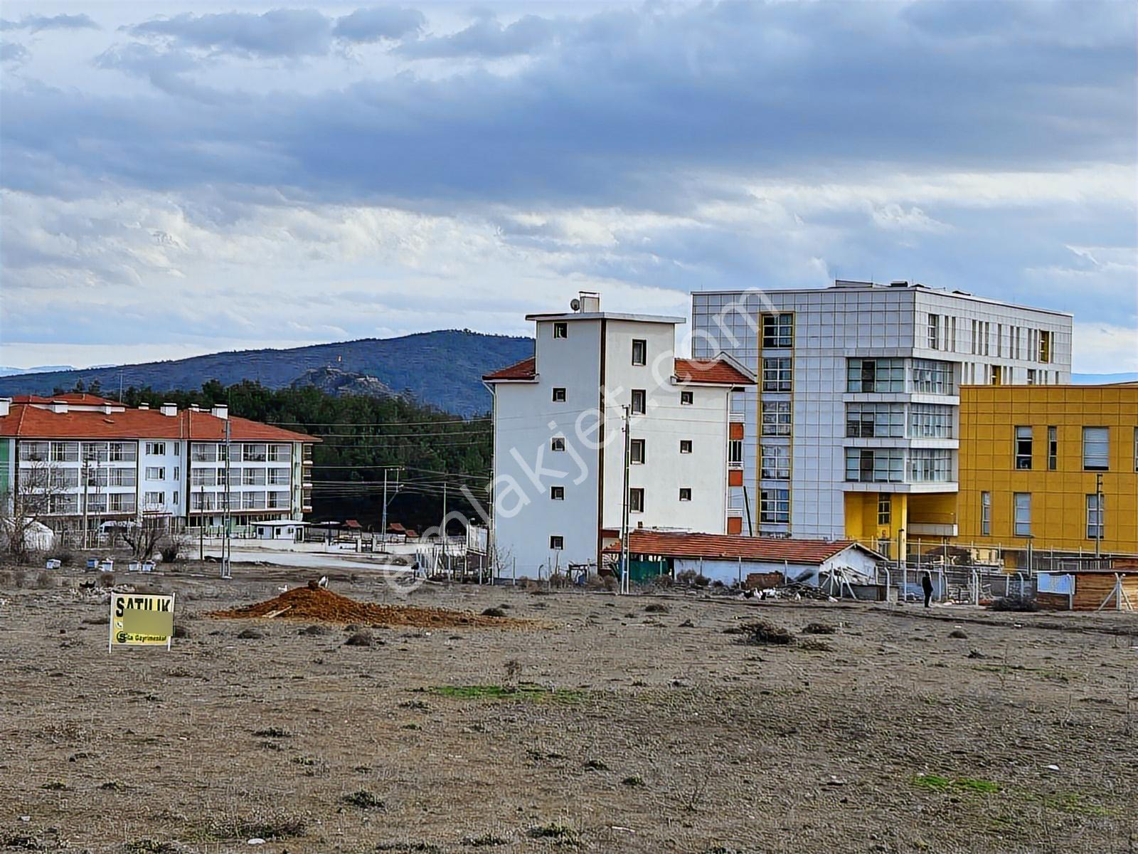 Sıla Gayrimenkulden Koyunbaba Mah.2 Yanyana 4 Kat İmarlı 959m2. - Görsel 9