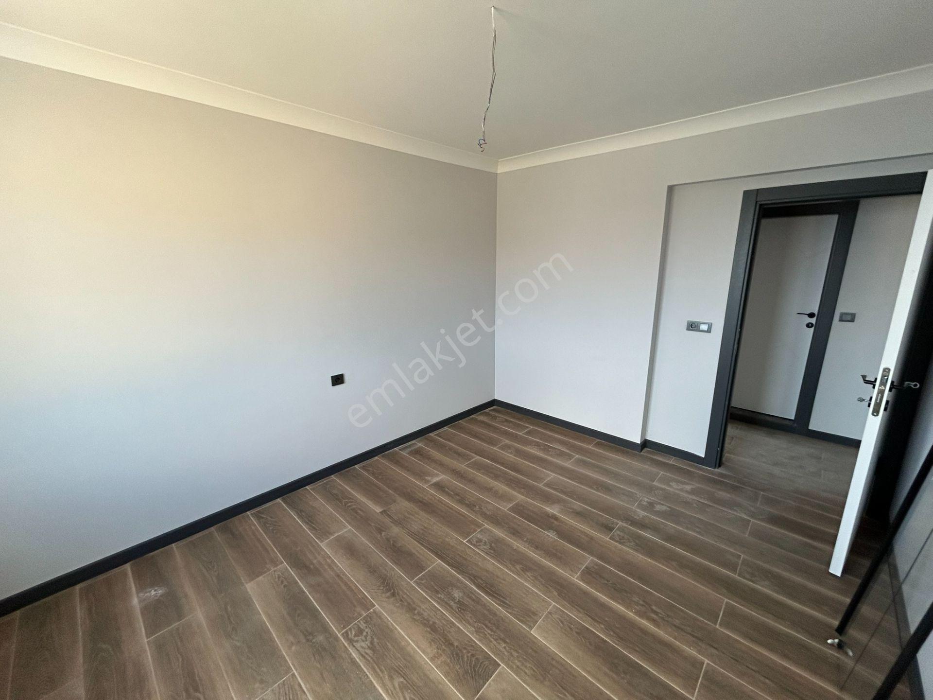 Cihan Emlaktan Satılık Tatlısu Da 2+1 Ve 1+1 Kombili, Yerden Isıtmalı Daireler + Tapuya İşli 1bölüm - Görsel 22