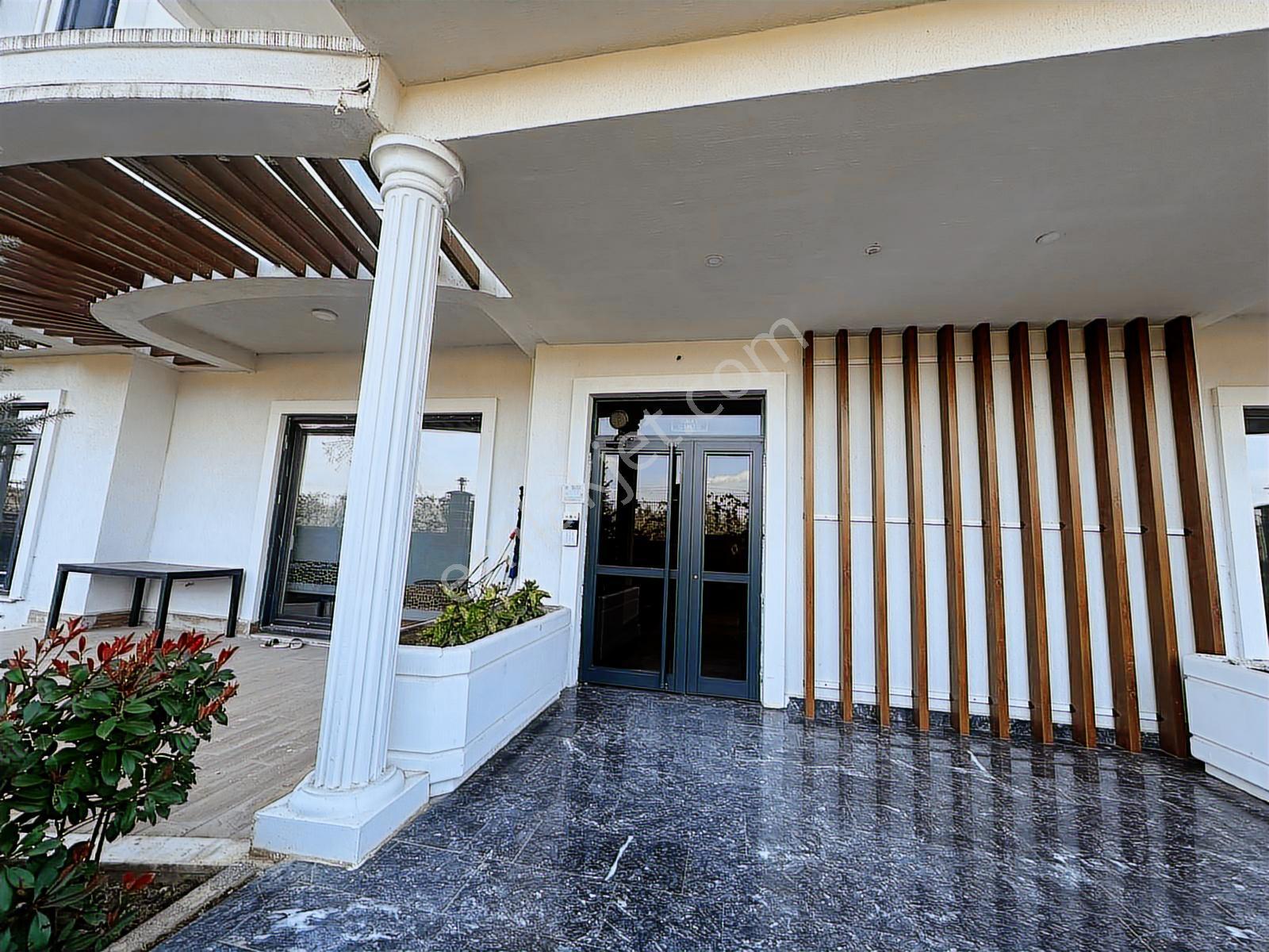 Zeray Mahal 2+1 Köşe Çift Cephe Bahçeli Satılık Daire - Görsel 6