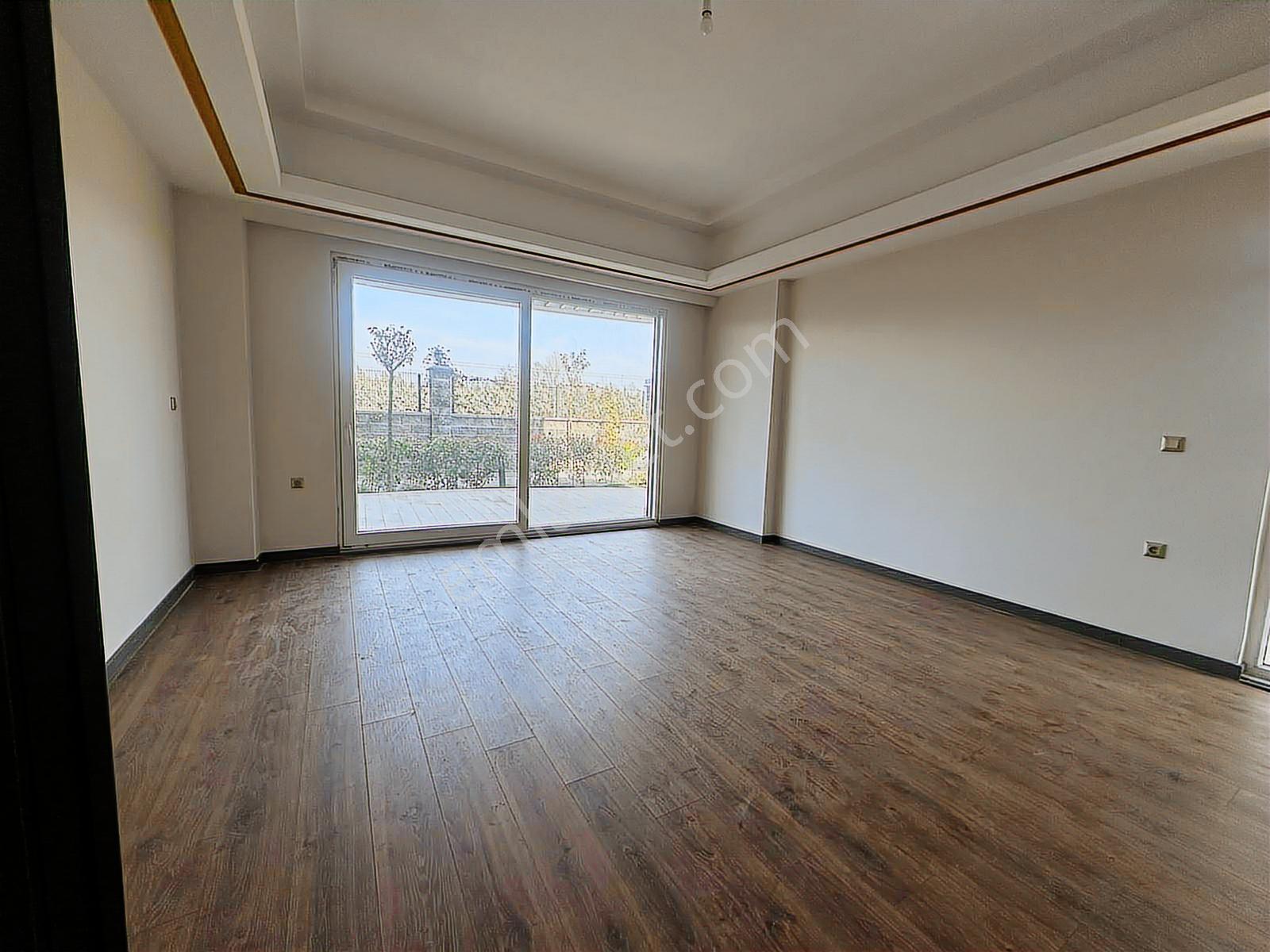 Zeray Mahal 2+1 Köşe Çift Cephe Bahçeli Satılık Daire - Görsel 23