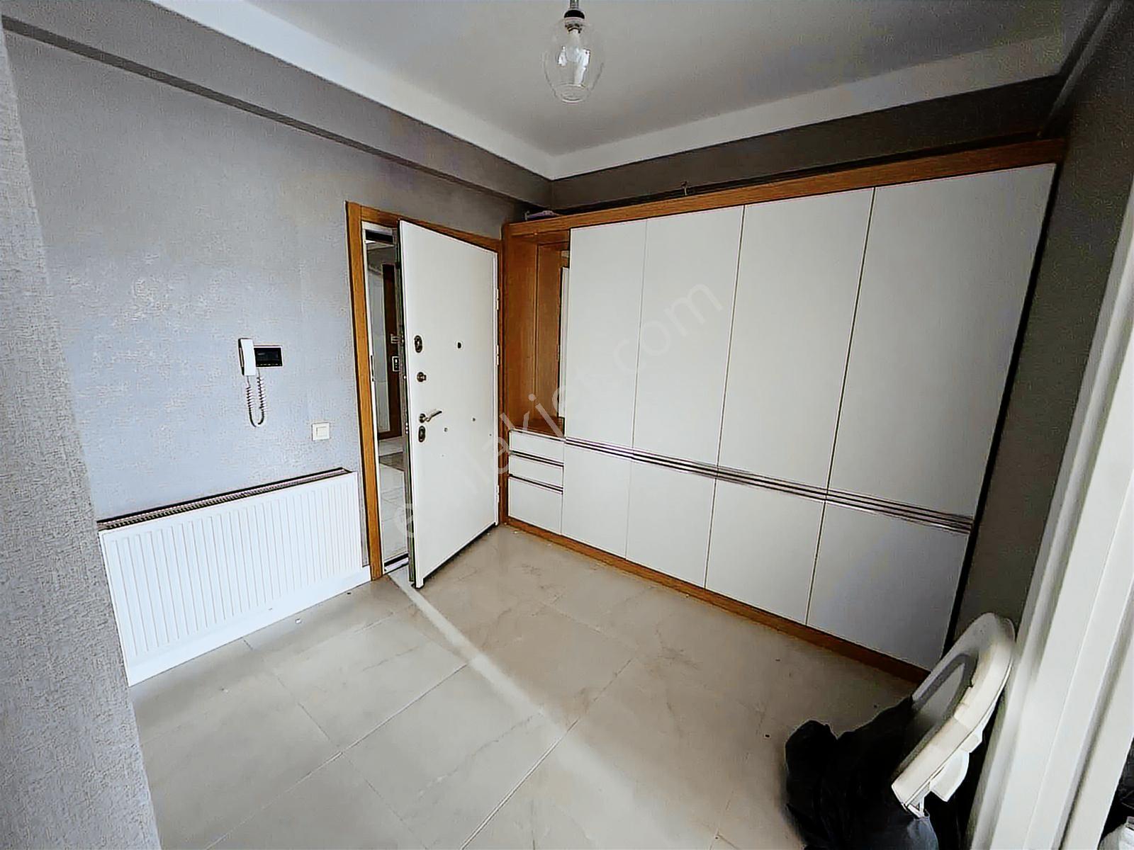 Yaşarsoy Gyo'dan Ataşehır Prestij Sitesi 4+1 Daire - Görsel 34
