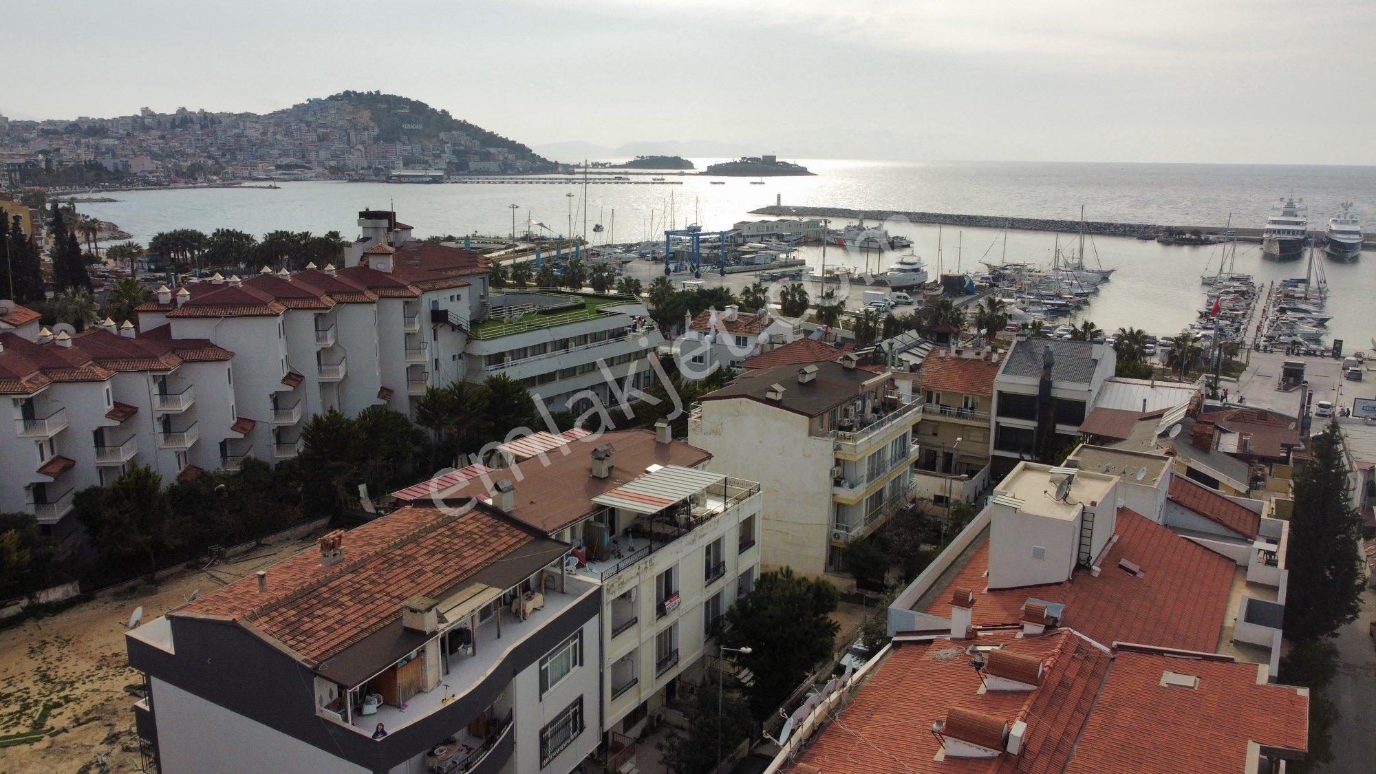 Kuşadası Marinaya 100 Metre 2+1 Arakat Geniş Ferah Satılık Daire - Görsel 33