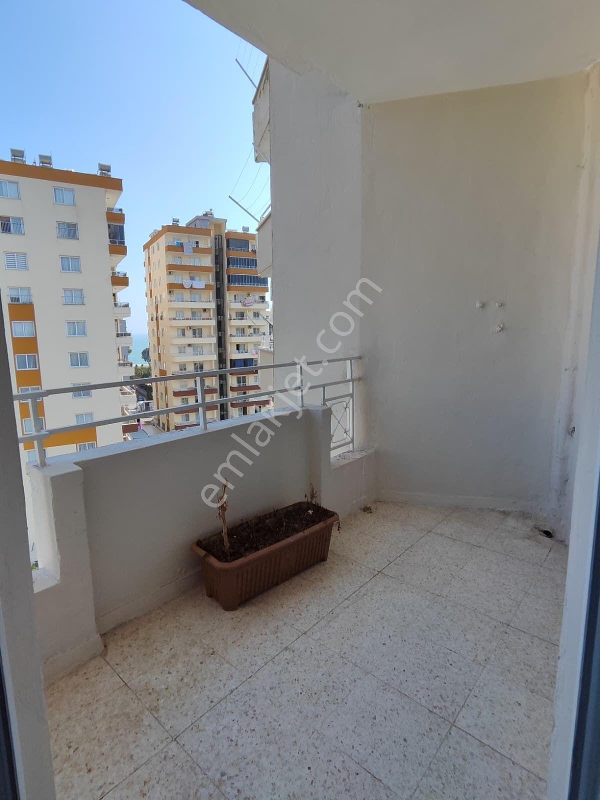 Thor'dan Kiralık Mezitli Davultepe'de 3+1 Havuzlu Geniş Daire - Görsel 27
