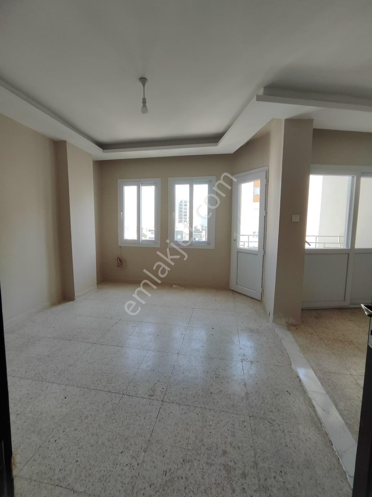 Thor'dan Kiralık Mezitli Davultepe'de 3+1 Havuzlu Geniş Daire - Görsel 48