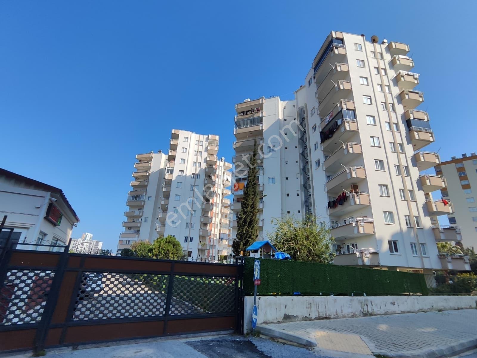 Thor'dan Kiralık Mezitli Davultepe'de 3+1 Havuzlu Geniş Daire - Görsel 12