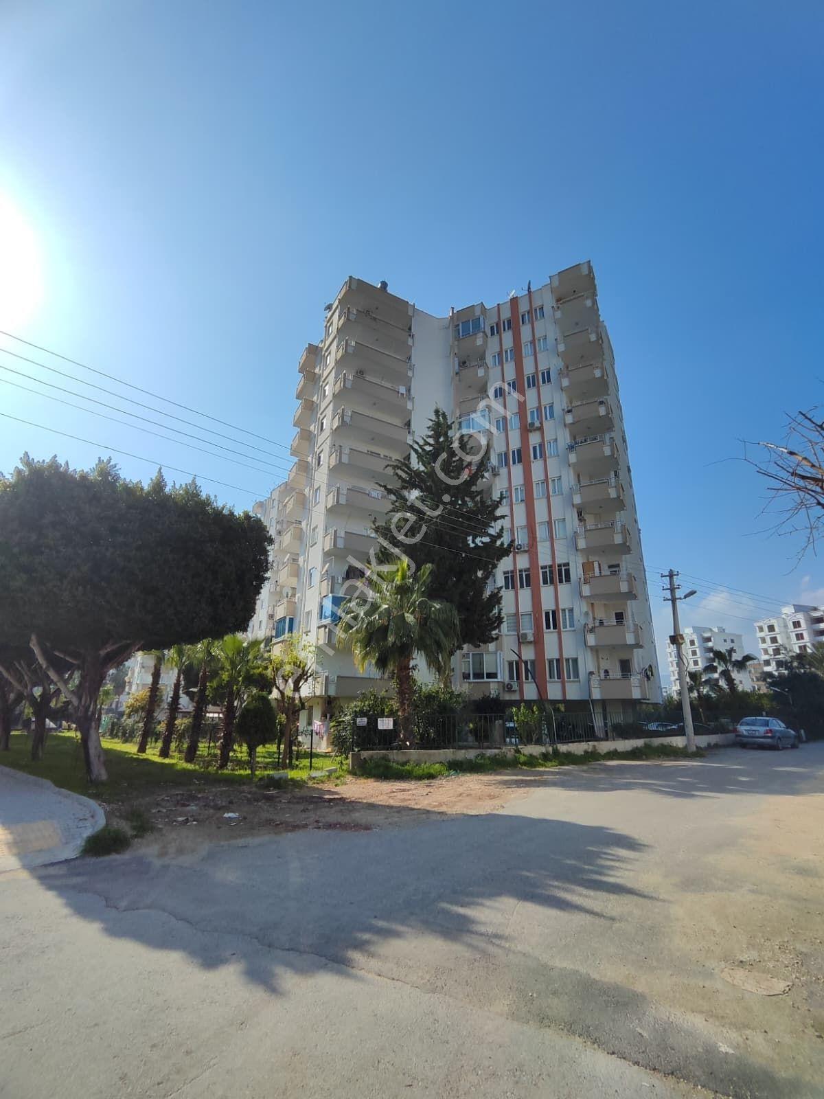 Thor'dan Kiralık Mezitli Davultepe'de 3+1 Havuzlu Geniş Daire - Görsel 25