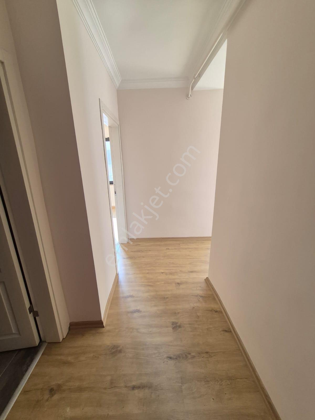 Delux'den Cumhuriyet Mah.'de Yeni Emniyete Yakın 1+1 Kiralık - Görsel 2