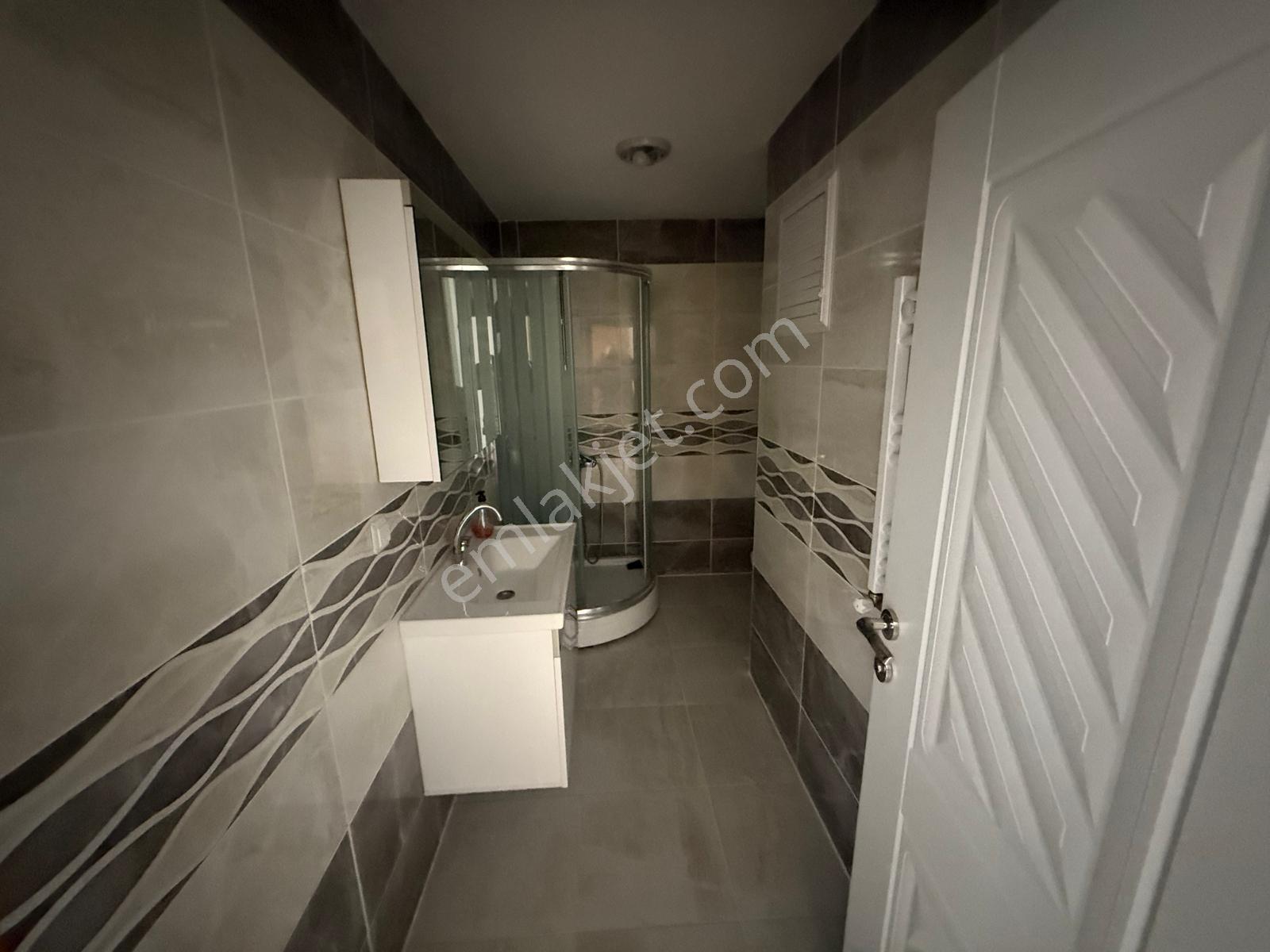 Barış'tan Tepeüstü Merkezde 225 M2 Kocaman Dubleks (otoparklı) - Görsel 32