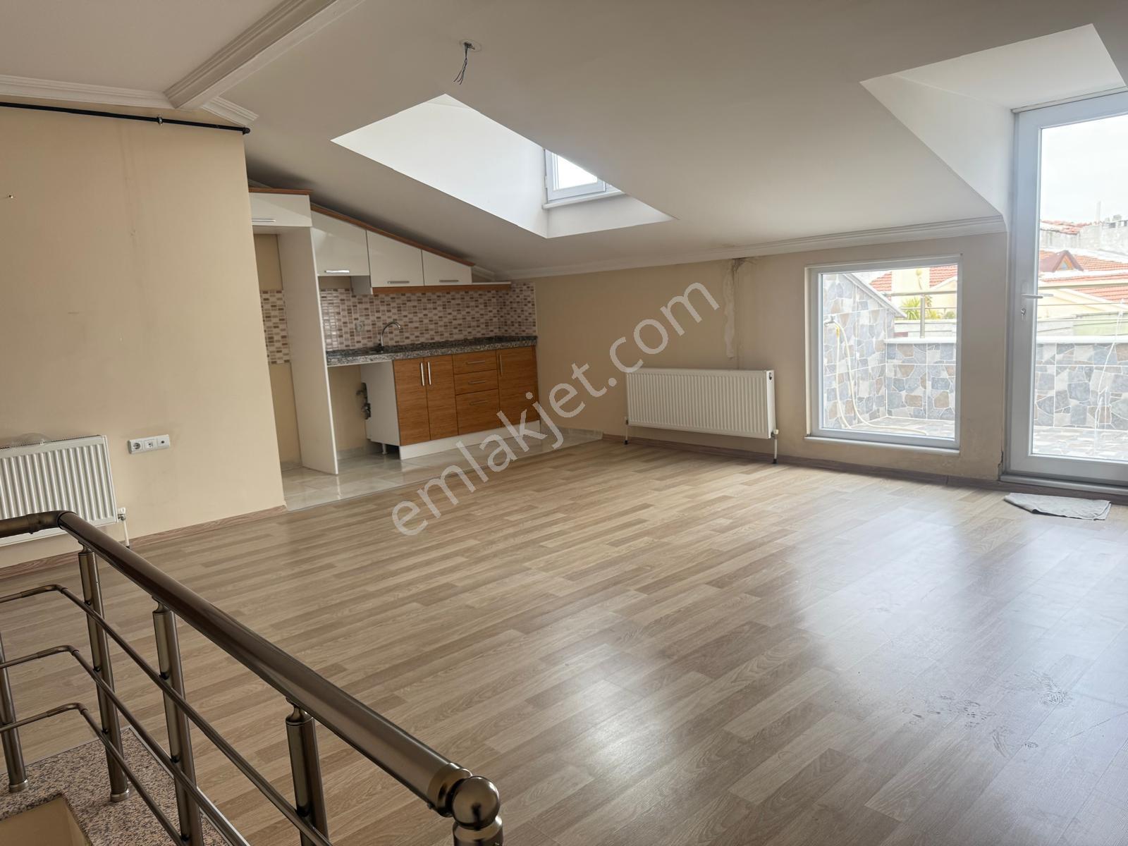 Barış'tan Tepeüstü Merkezde 225 M2 Kocaman Dubleks (otoparklı) - Görsel 2