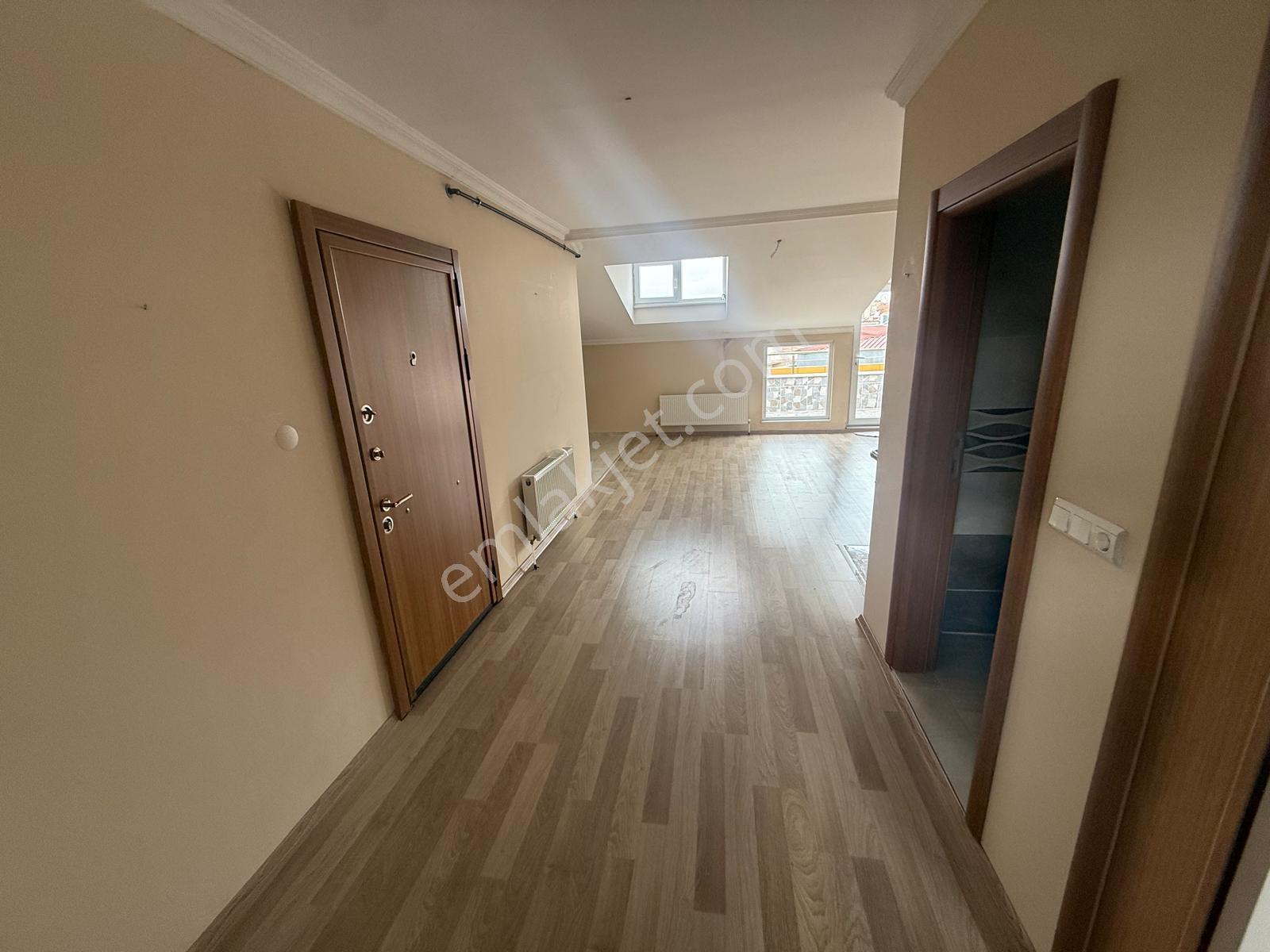 Barış'tan Tepeüstü Merkezde 225 M2 Kocaman Dubleks (otoparklı) - Görsel 13