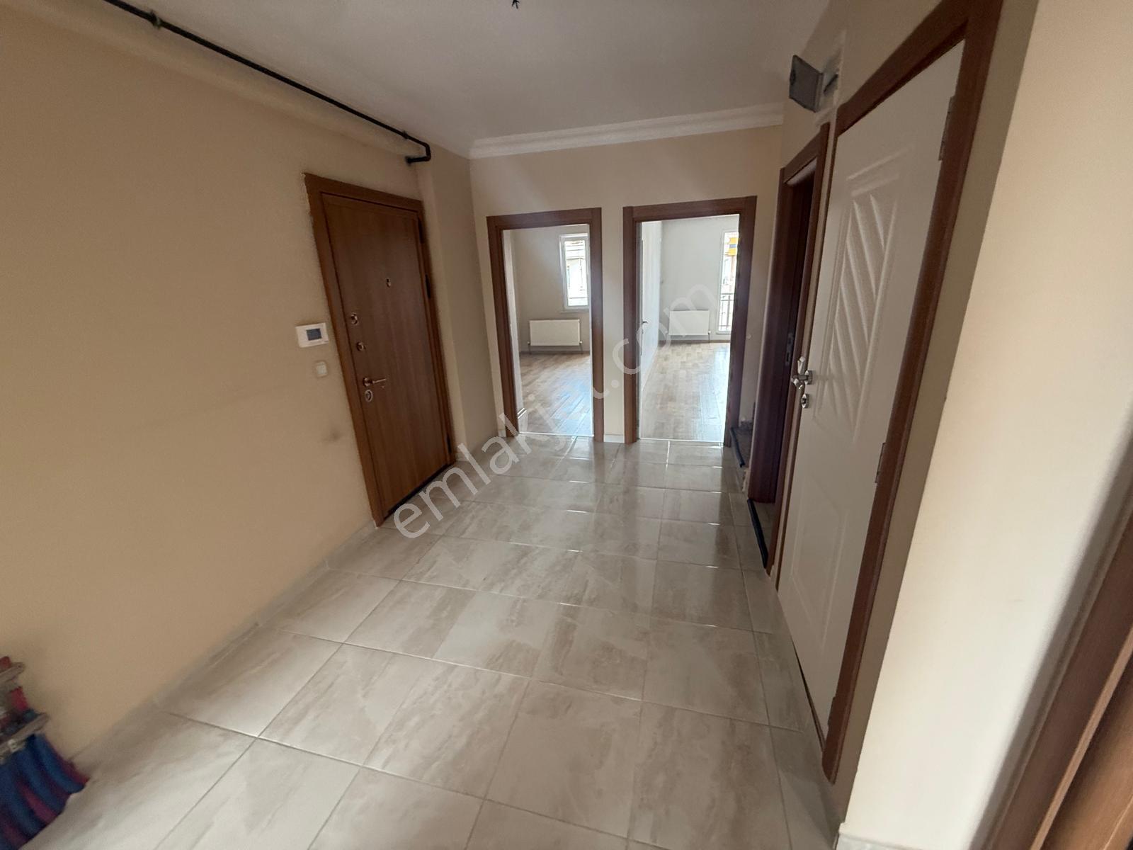 Barış'tan Tepeüstü Merkezde 225 M2 Kocaman Dubleks (otoparklı) - Görsel 18