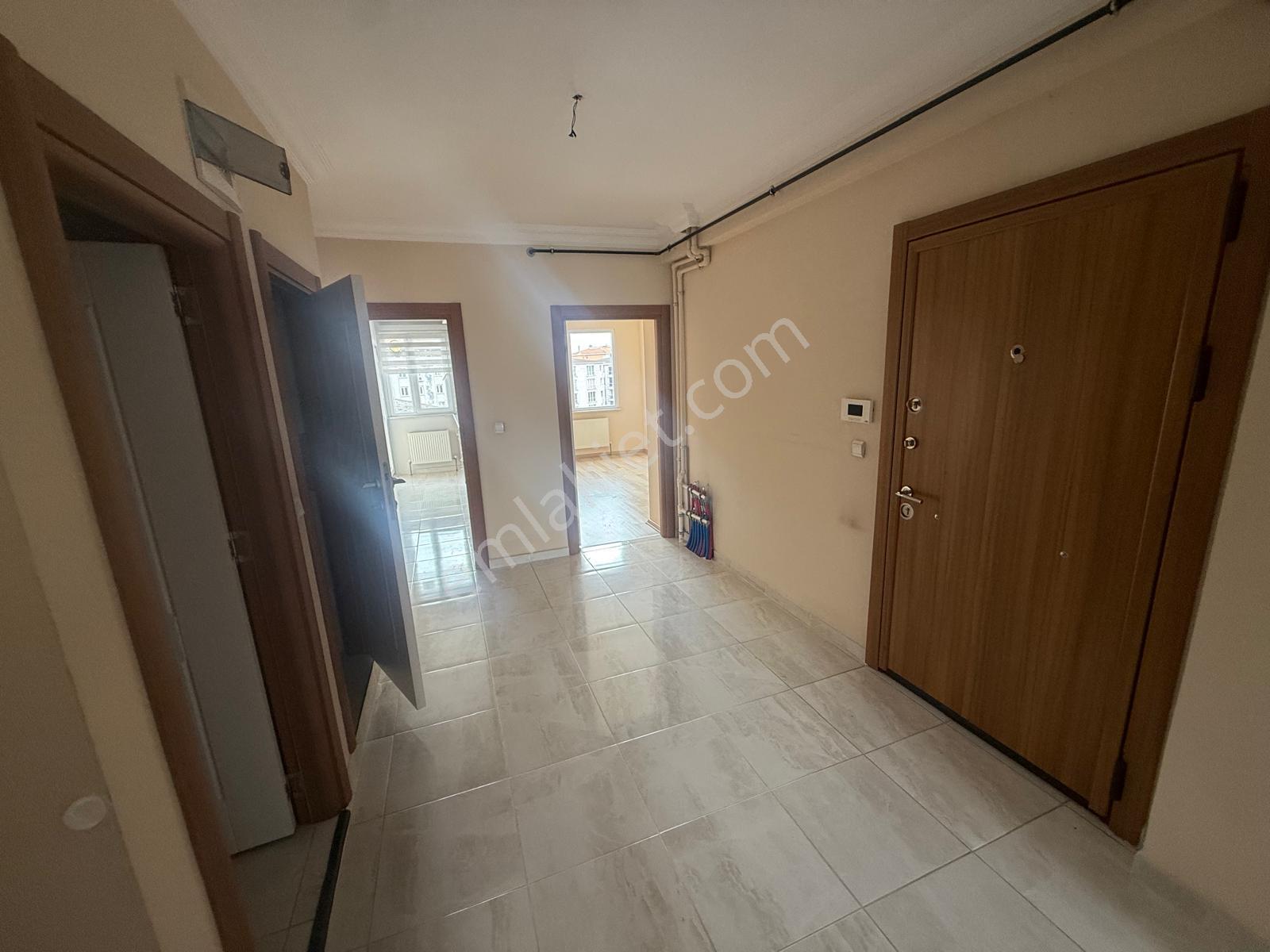 Barış'tan Tepeüstü Merkezde 225 M2 Kocaman Dubleks (otoparklı) - Görsel 15