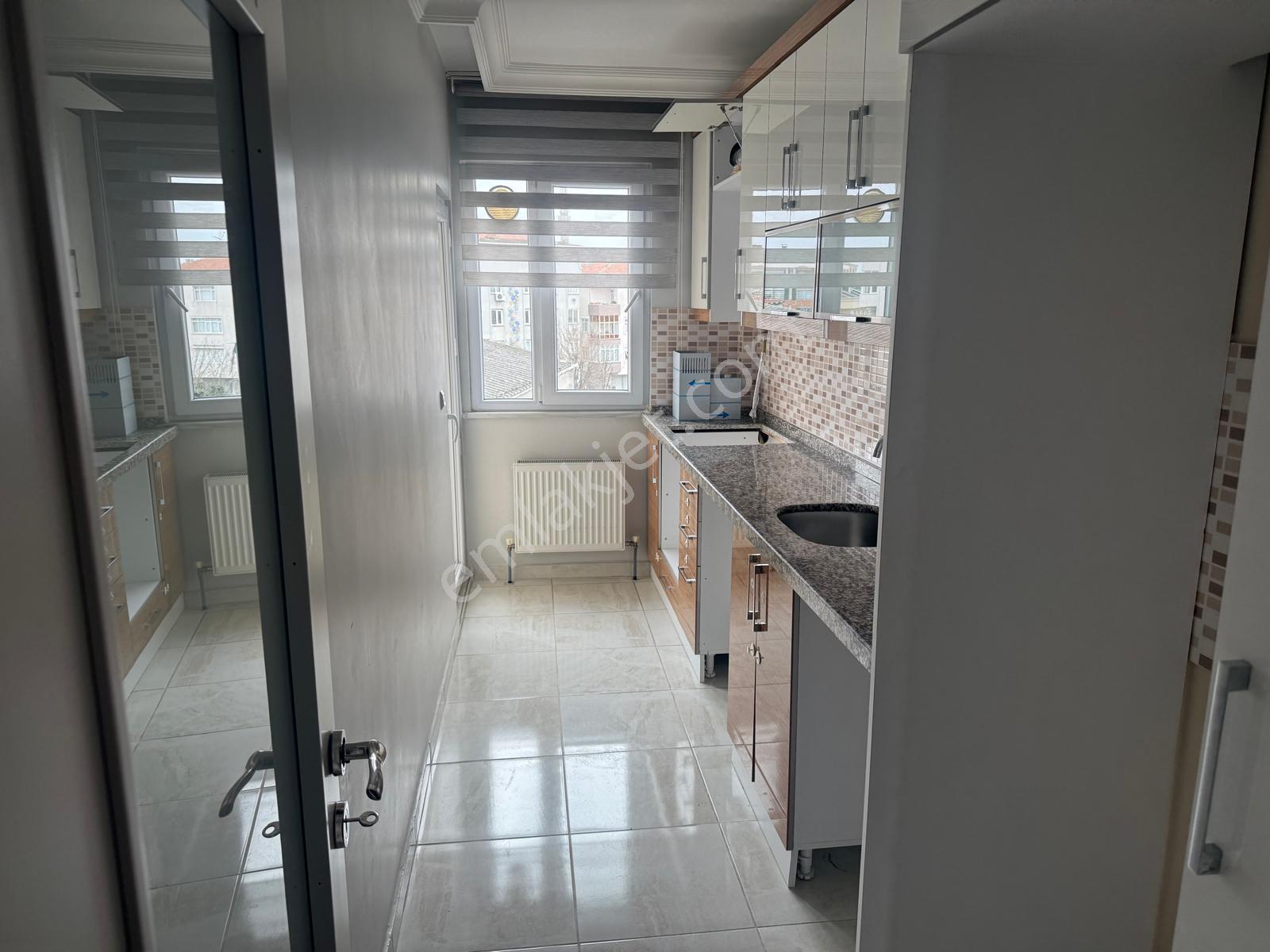 Barış'tan Tepeüstü Merkezde 225 M2 Kocaman Dubleks (otoparklı) - Görsel 11