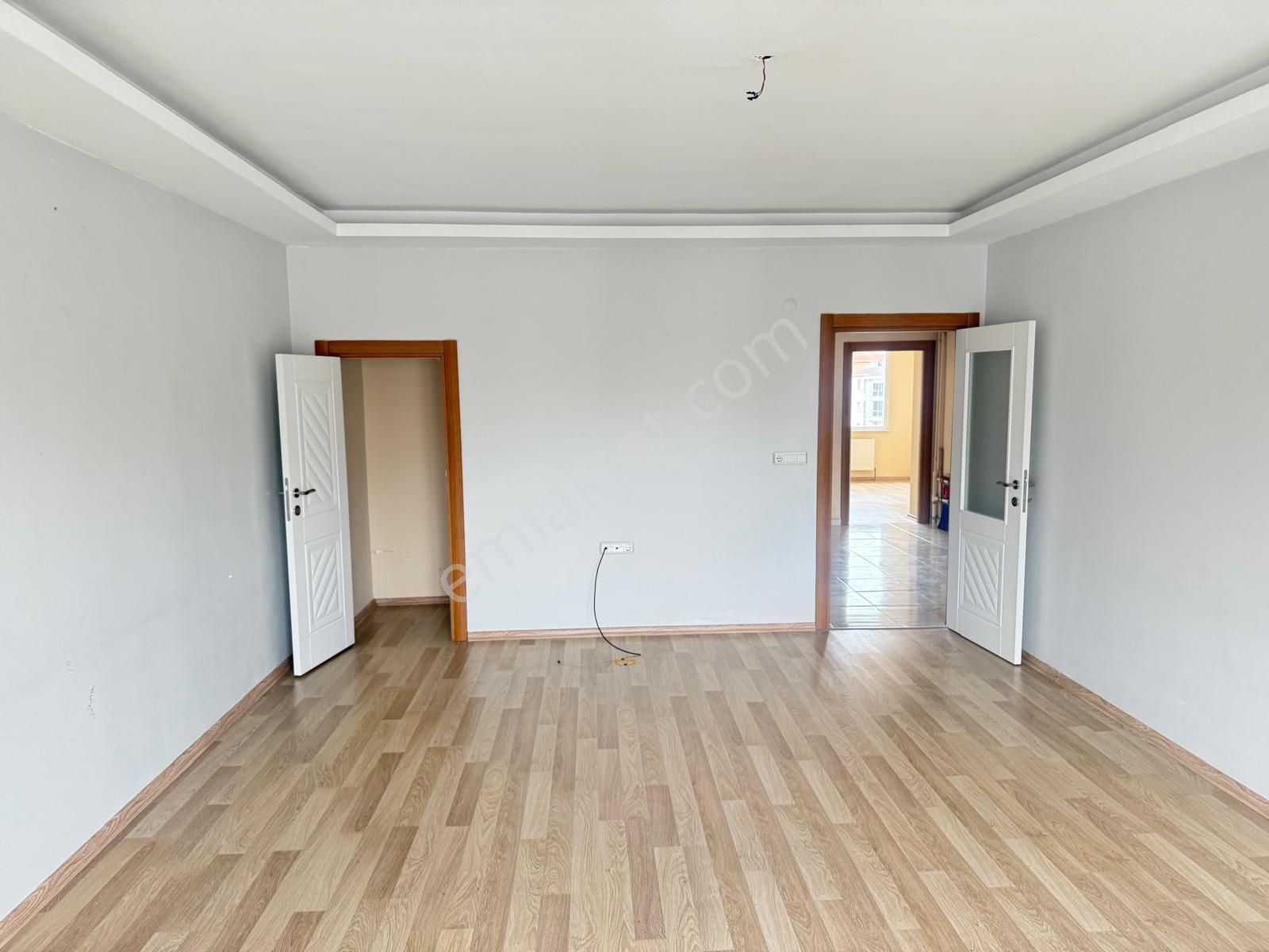 Barış'tan Tepeüstü Merkezde 225 M2 Kocaman Dubleks (otoparklı) - Görsel 7