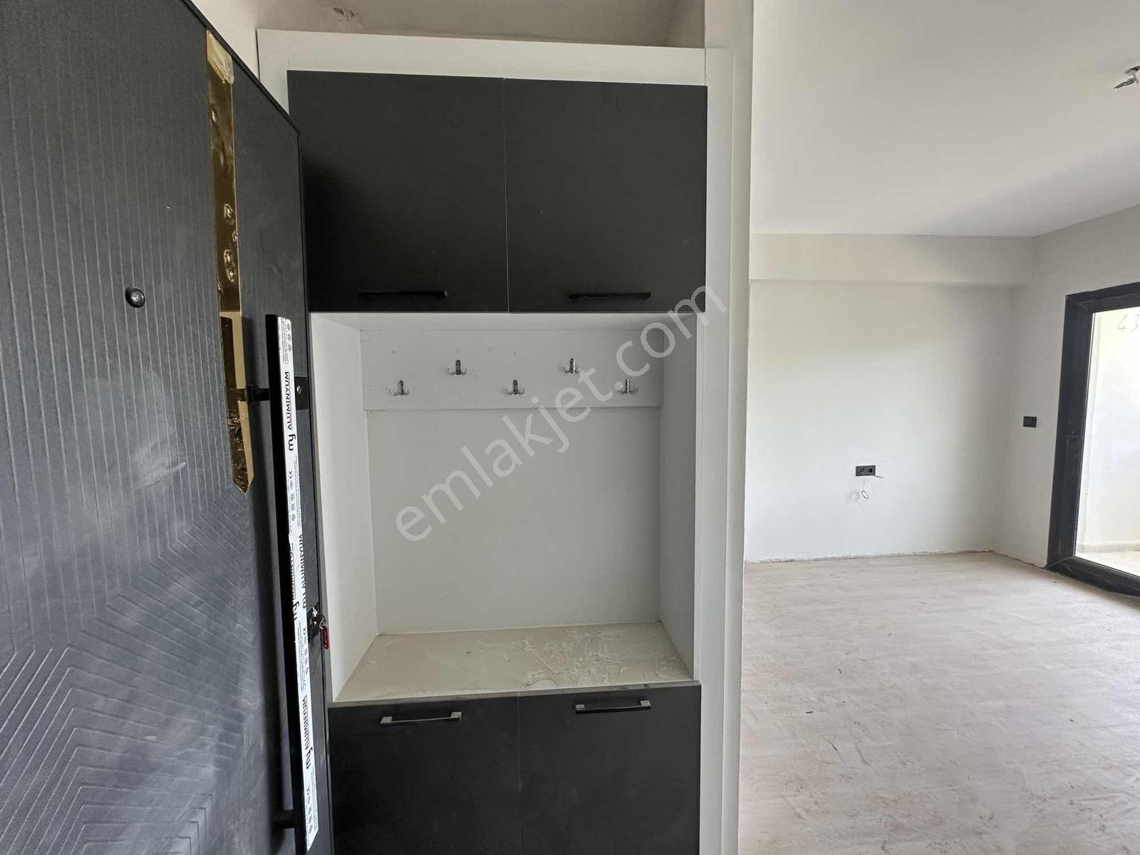 Çınarlıda 30 Metre Bulvar Üzeri Satılık Hasarsız 1+1 Köşe Daire - Görsel 20