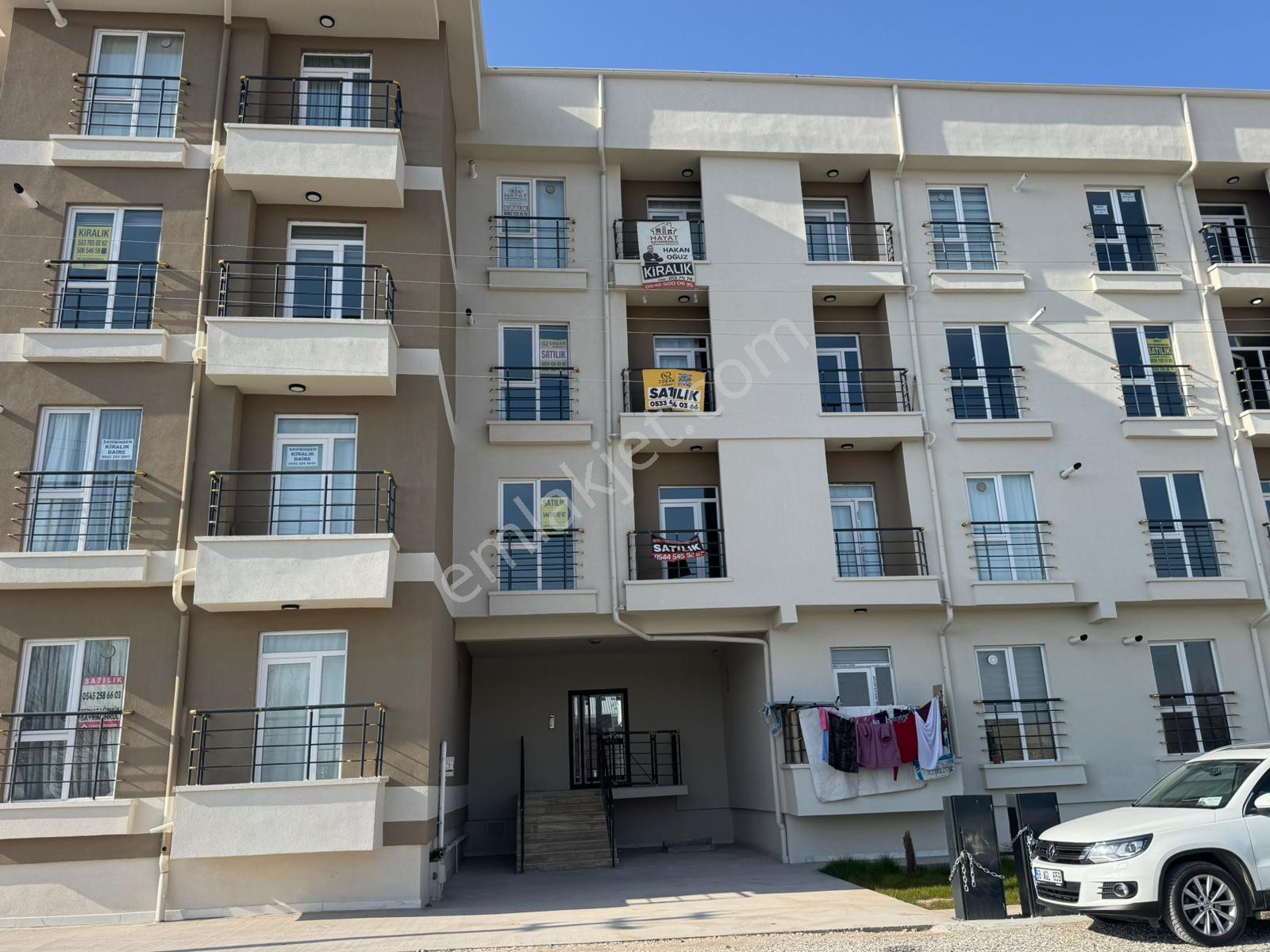 Mehmet Akif Ersoy Mahallesi Sosyal Bilimler Lisesi Karşısında Kiralık 1+1 Daire