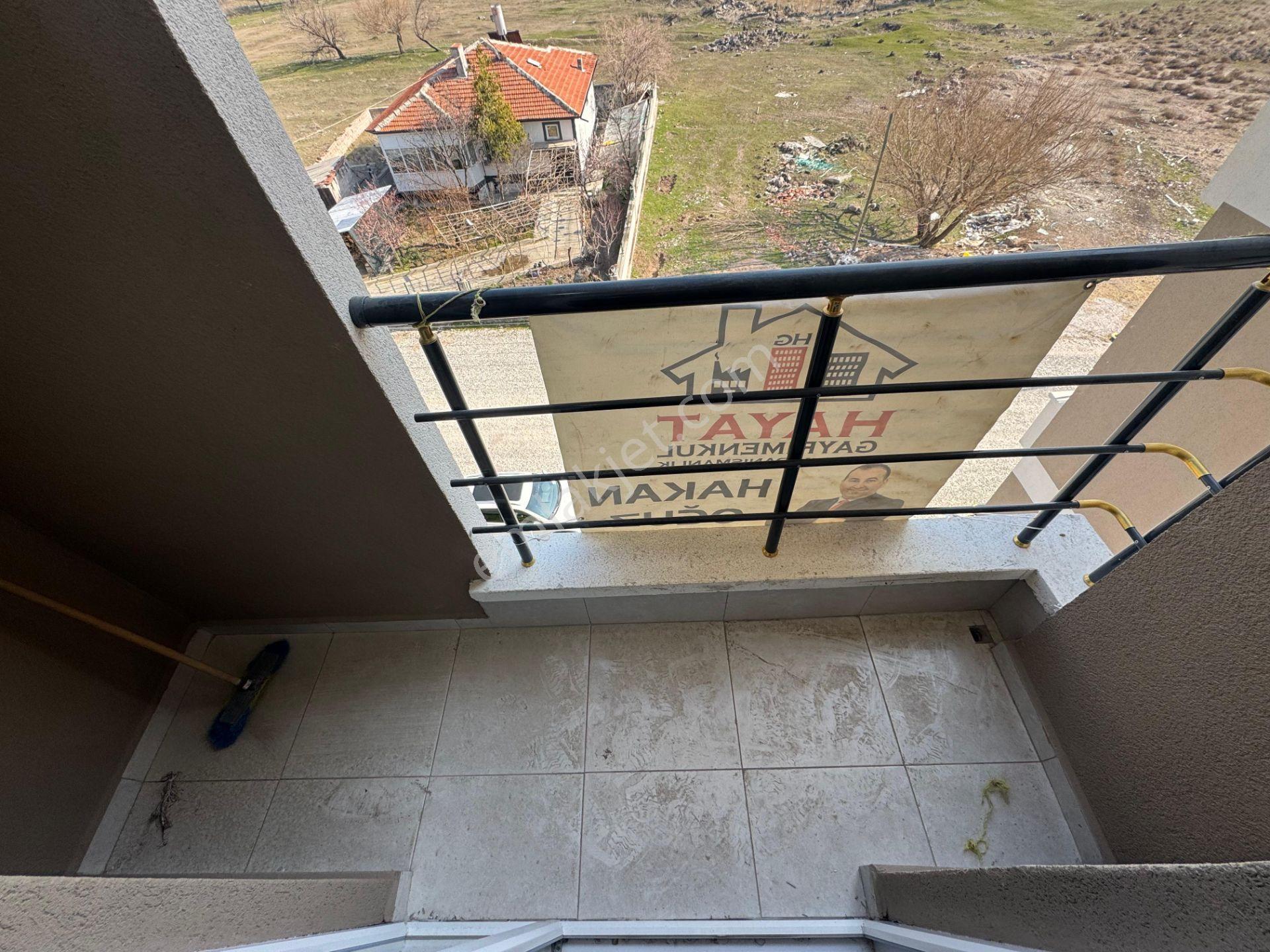 Mehmet Akif Ersoy Mahallesi Sosyal Bilimler Lisesi Karşısında Kiralık 1+1 Daire - Görsel 12
