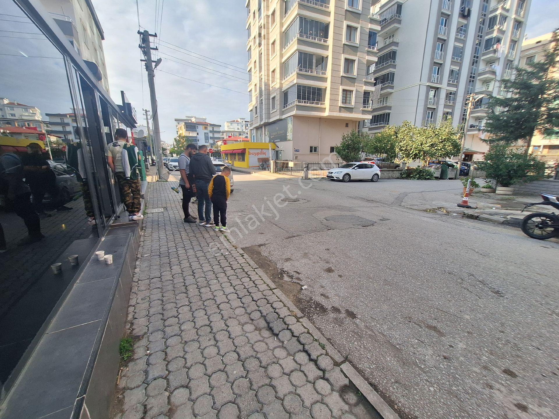 Atakent Mahallesinde Tamamına Kredı Imkanı Olan Satılık Yuksek Kıra Getirili - Görsel 16