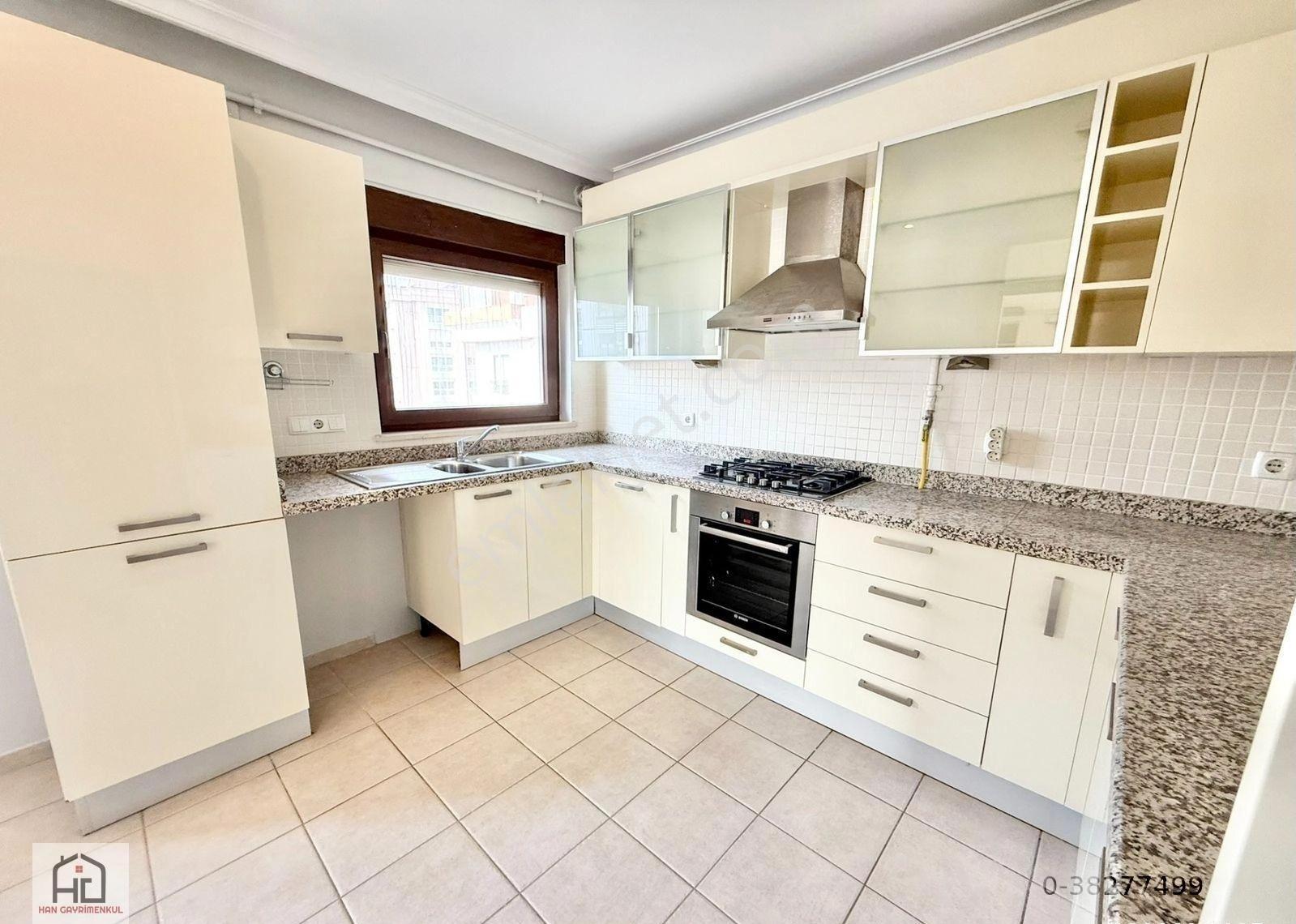 Suadiye Feride Geçidinde 5+1 Teraslı Ultra Lüks Yeni Bina !! - Görsel 24