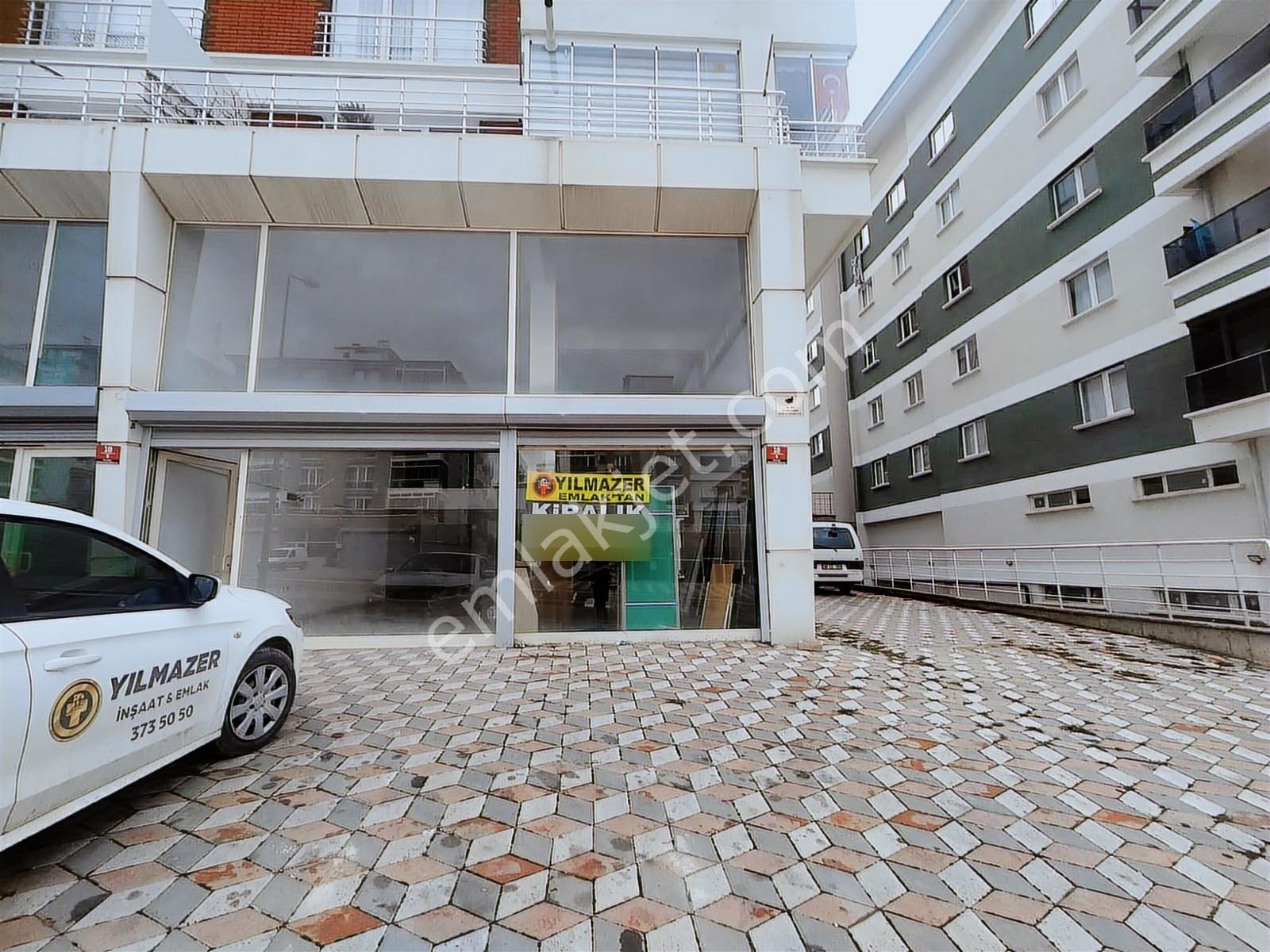 Yılmazer'den 1762 Cadde Üzeri Kepenkli Düz Zemin 160 M2 Kiralık!