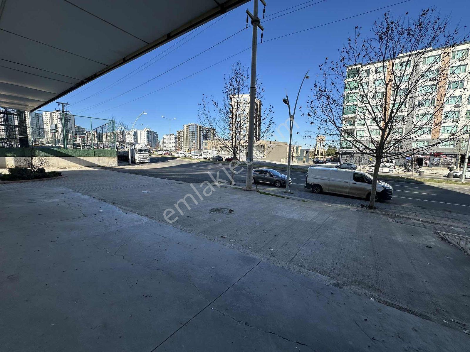 Mükemmel Lokasyonda Urfa Yoluna 100mt Satılık 352m2 Dükkan!!! - Görsel 17