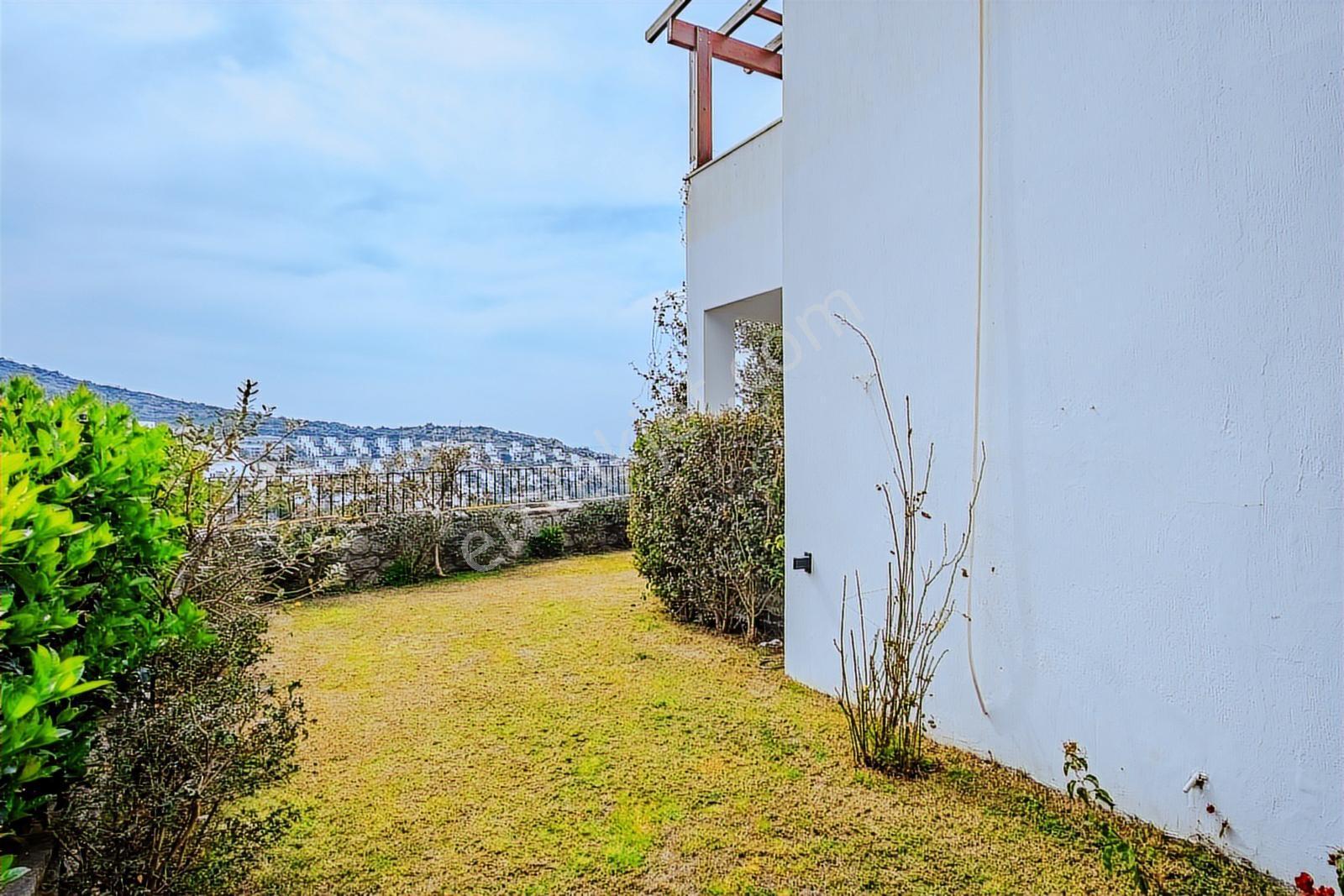 Bodrum Gümüşlük Bahçeli Ve Deniz Manzaralı Satılık Daire - Görsel 2