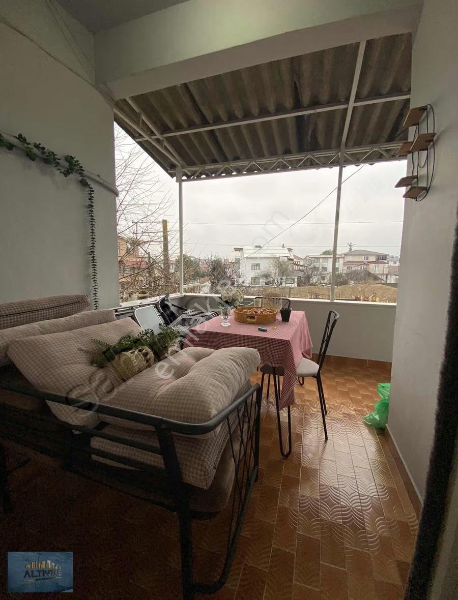 Akyazı Merkezde 2 Katlı Müstakil Ev Ve Arsası - Görsel 24