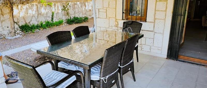 Alaçatı Çeşme'de 3+1 Kiralık Havuzlu Eşyalı Villa - Görsel 18