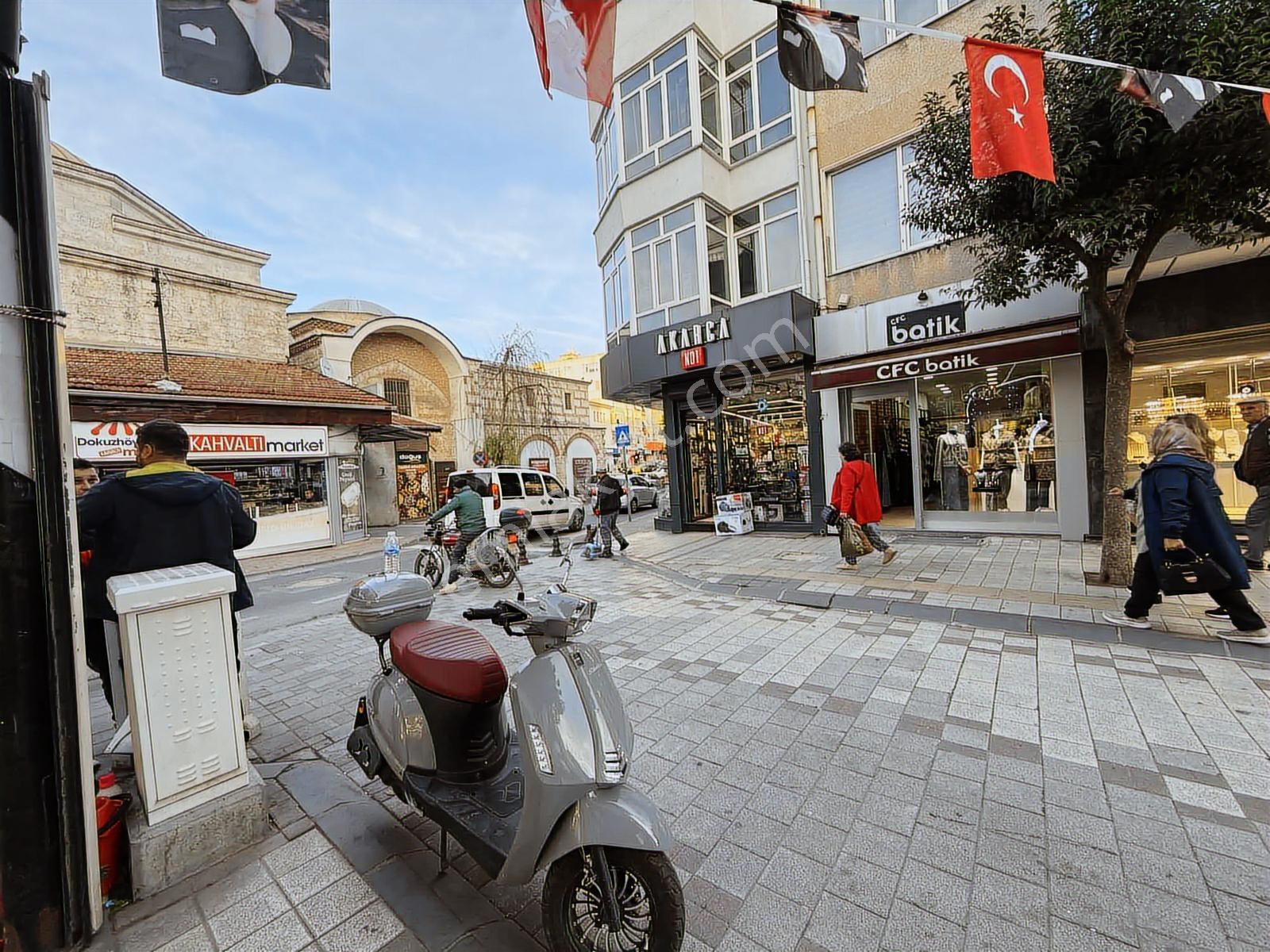 Nokta Emlak'dan Şehrin Kalbinde Devren Kiralık Kuaför Salonu - Görsel 24