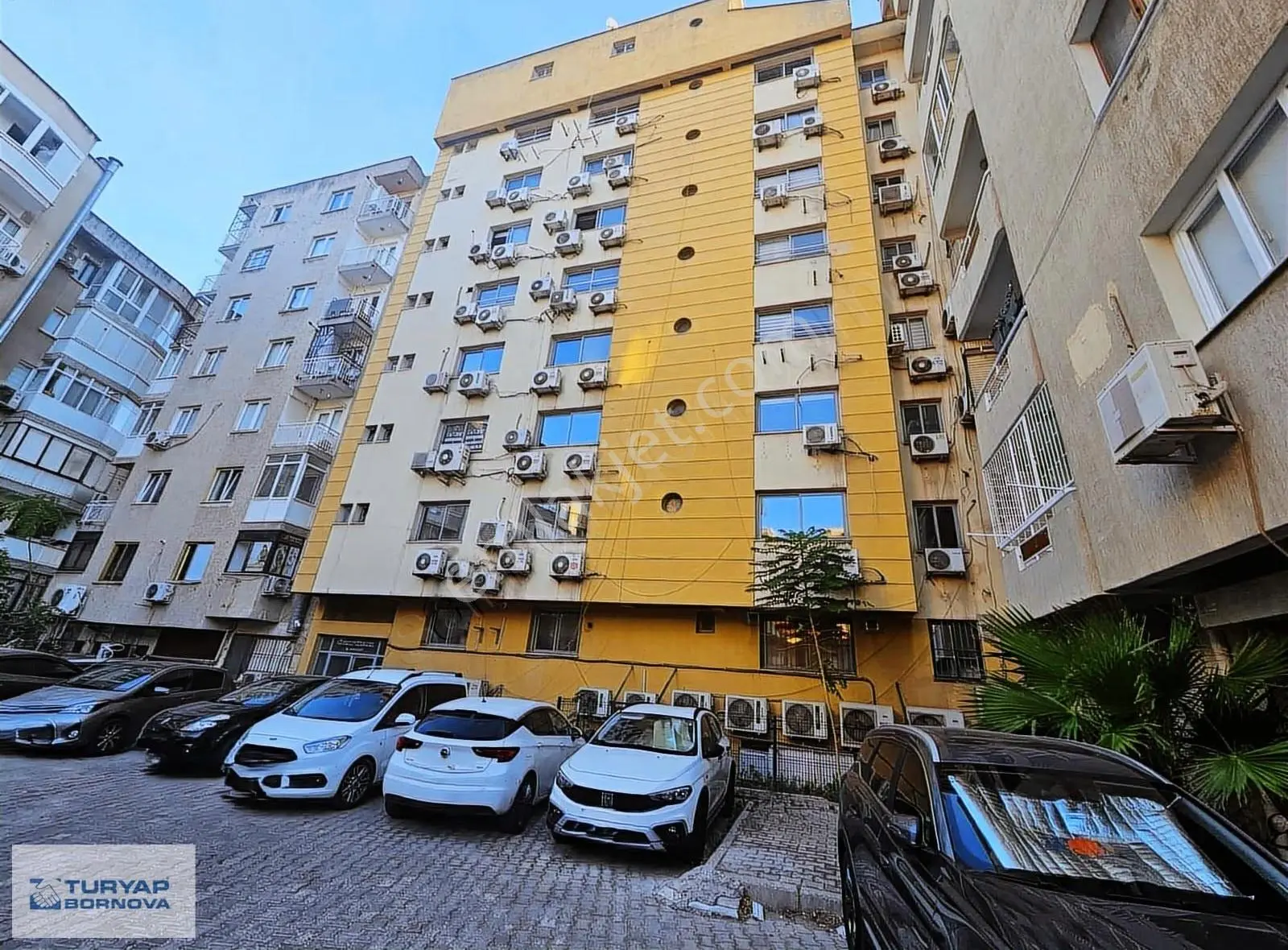 Bornova Merkez'de Öztürk İş Merkezi'nde Satılık 2+1 Ofis - Görsel 16