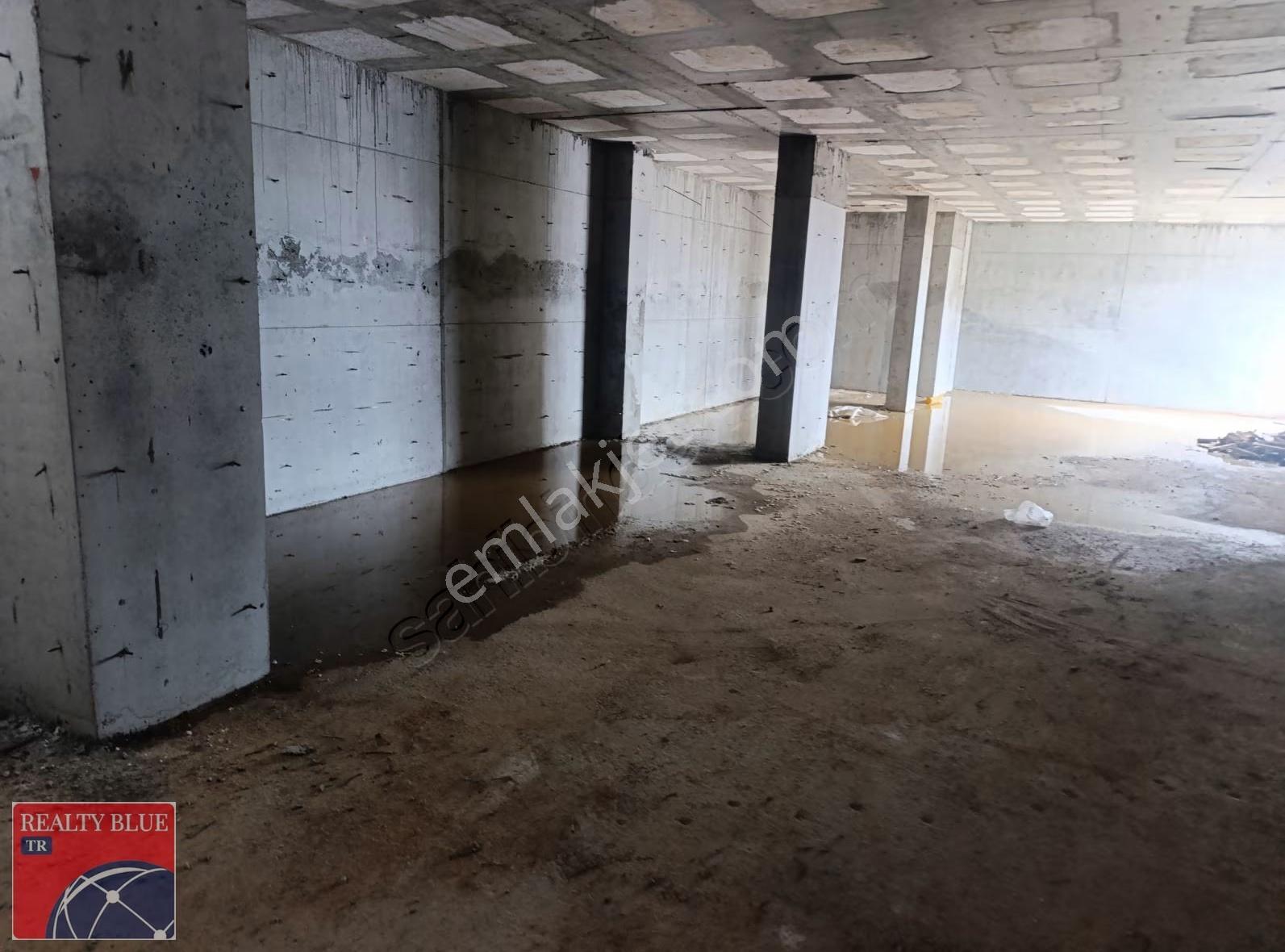Sultanbeyli Battalgazi Mahallesinde 1300 M2 Kiralık Depo - Görsel 4
