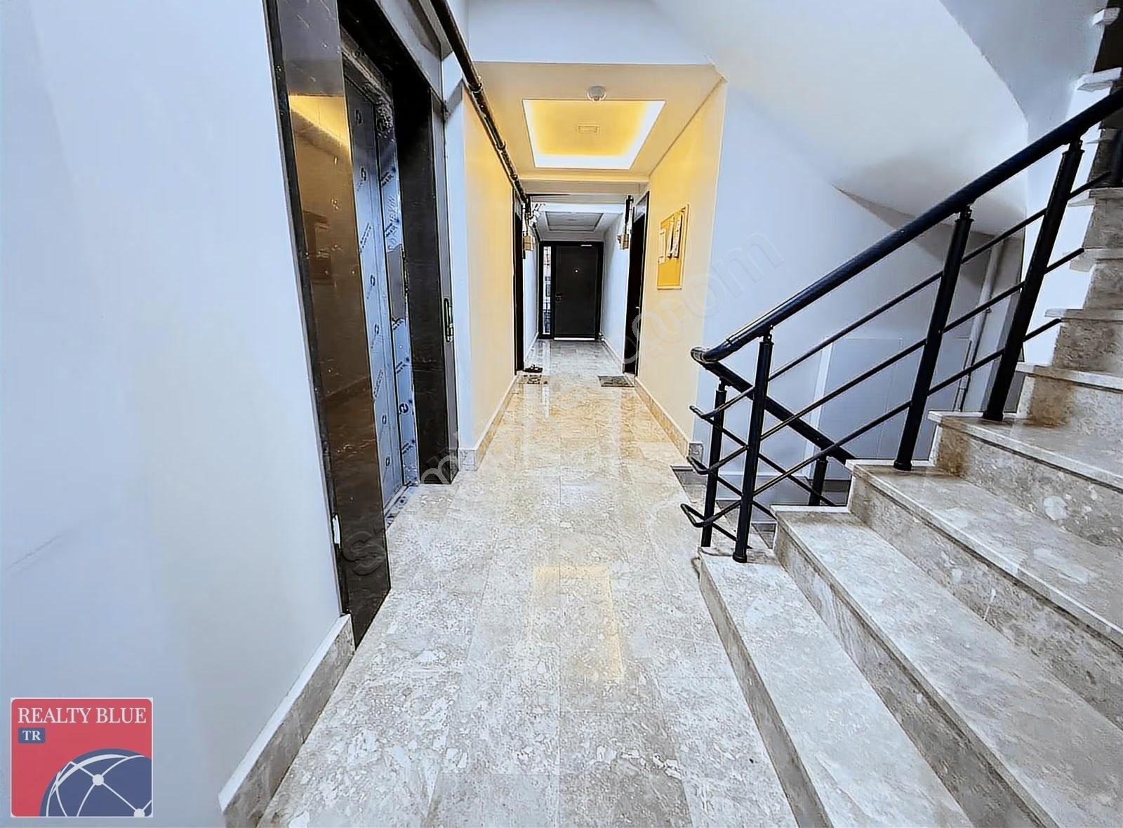Satılık Daire (2+1) Site'de Cadde Üstü - Görsel 35