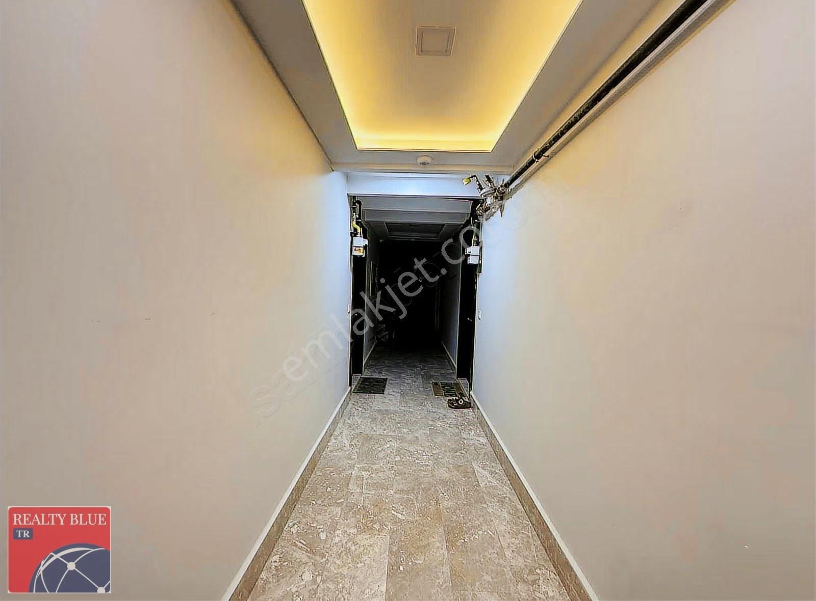Satılık Daire (2+1) Site'de Cadde Üstü - Görsel 32