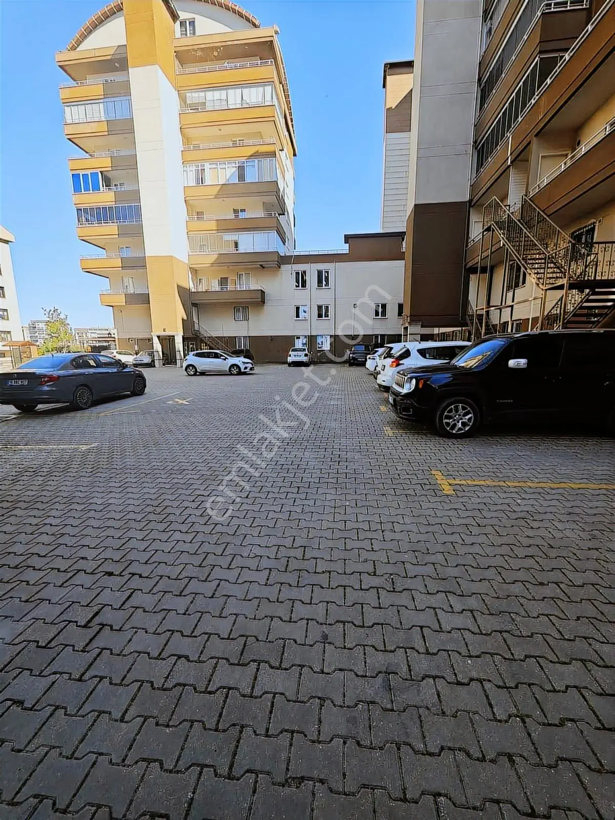 Nilüfer Altınşehir Çocuk Hastanesi Karşısı Satılık 3+1 Daire