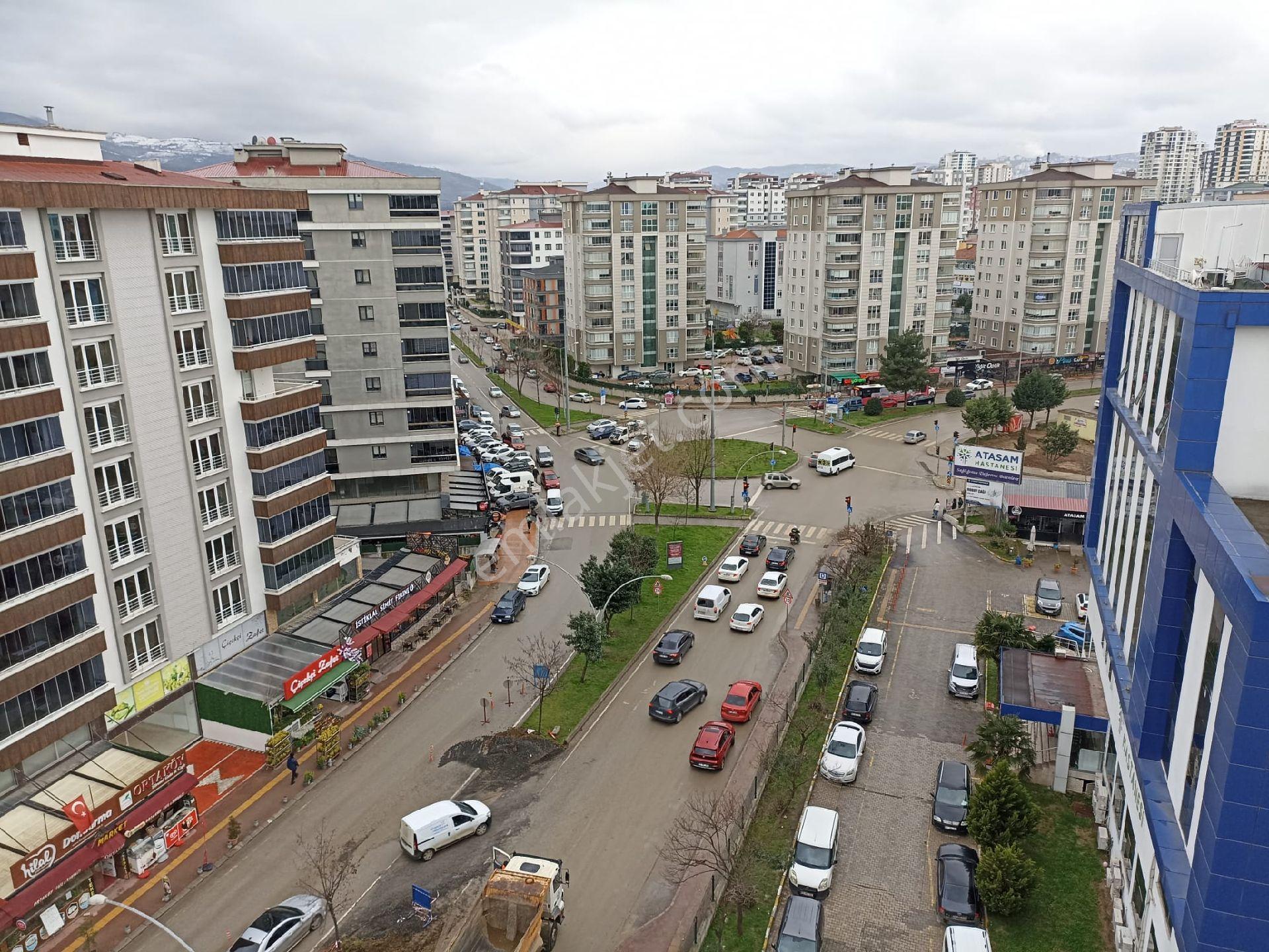Yeski Emlâk İnşaattan Satılık Caddeye Cephe Havuzlu Site İçinde - Görsel 21
