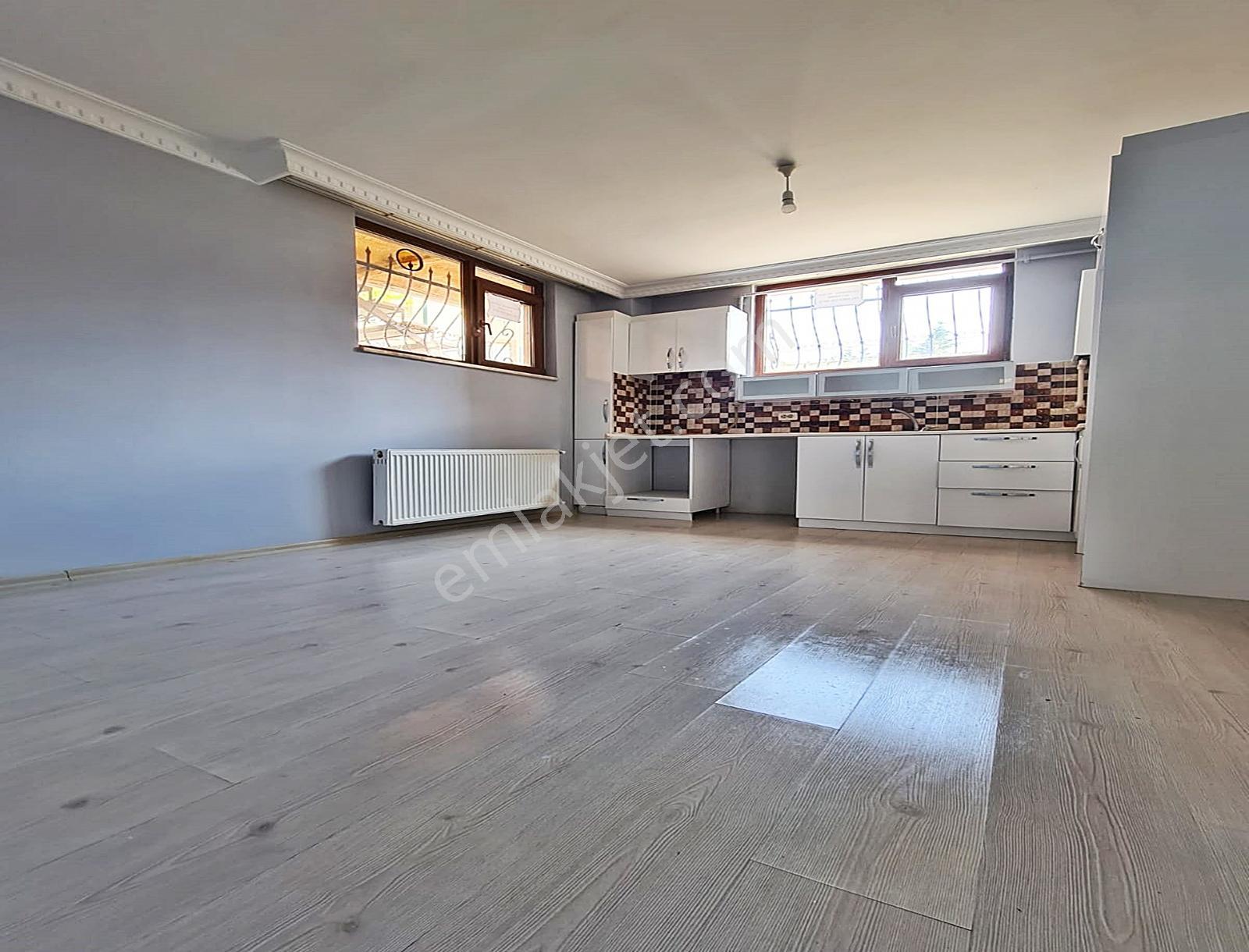 Bahçe Kullanımlı Yatırımlık Ve Oturumluk 2+1 Satılık Daire - Görsel 22