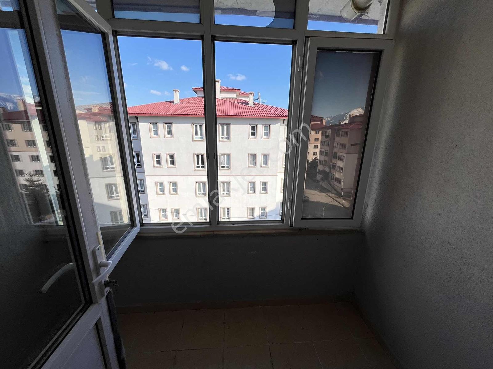 Remax Dem'den Ula Toki'de İçi Yapılı Güney Cephe 3+1 Daire - Görsel 16