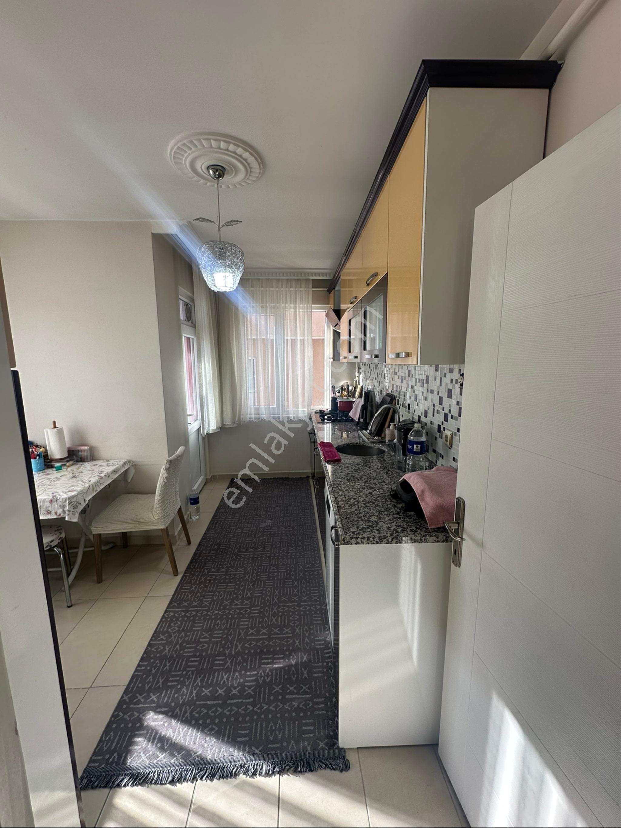 Güzelyurta Metrobüse 1 Dakikalık Yürüme Mesafesinde 2+1 Dublex - Görsel 14