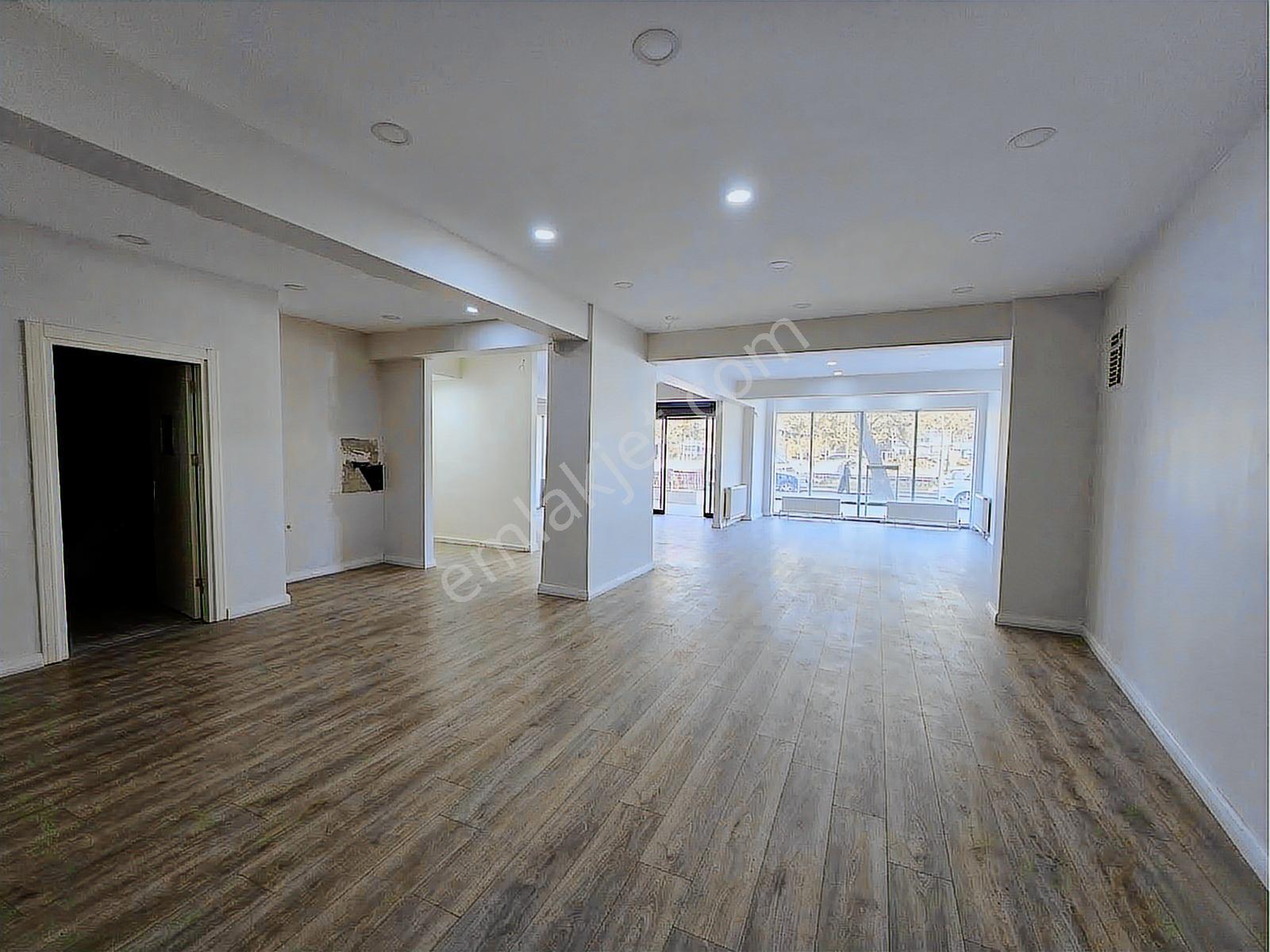 »garanti Emlak'tan Şehir Merkezinde, 300 M² Emsalsiz Bir Dükkan« - Görsel 30