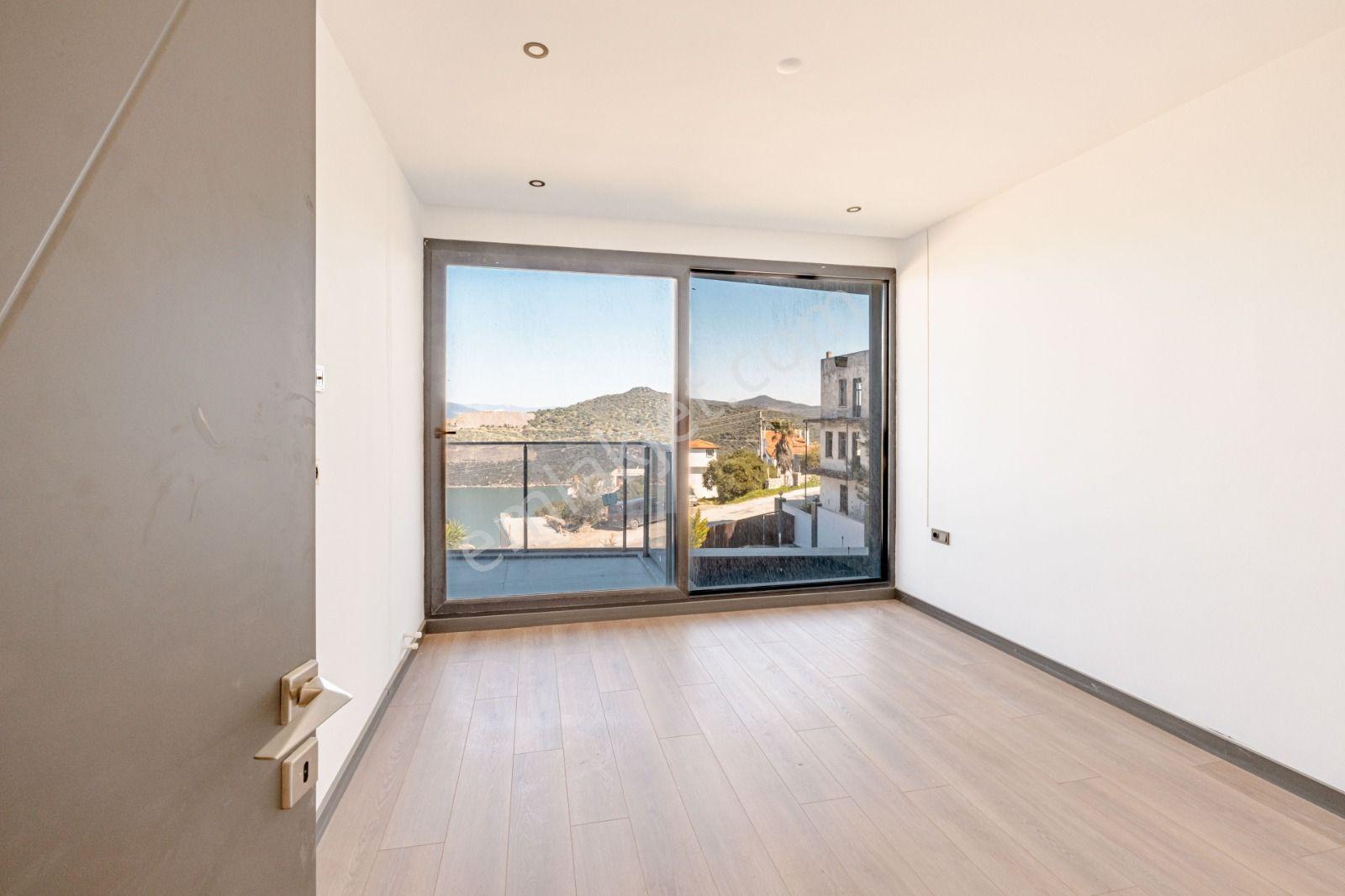 Milas Boğaziçi'nde Full Deniz Manzaralı Tam Müstakil Villa. - Görsel 26